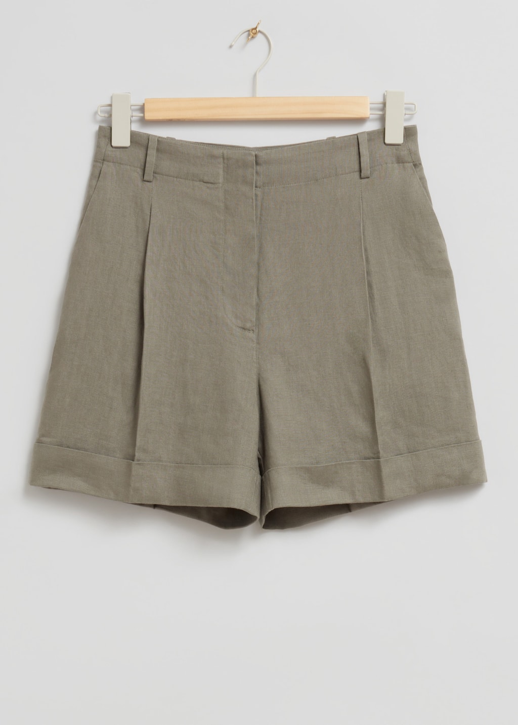 Elegante Leinenshorts mit weitem Bein - Khaki - Stillleben