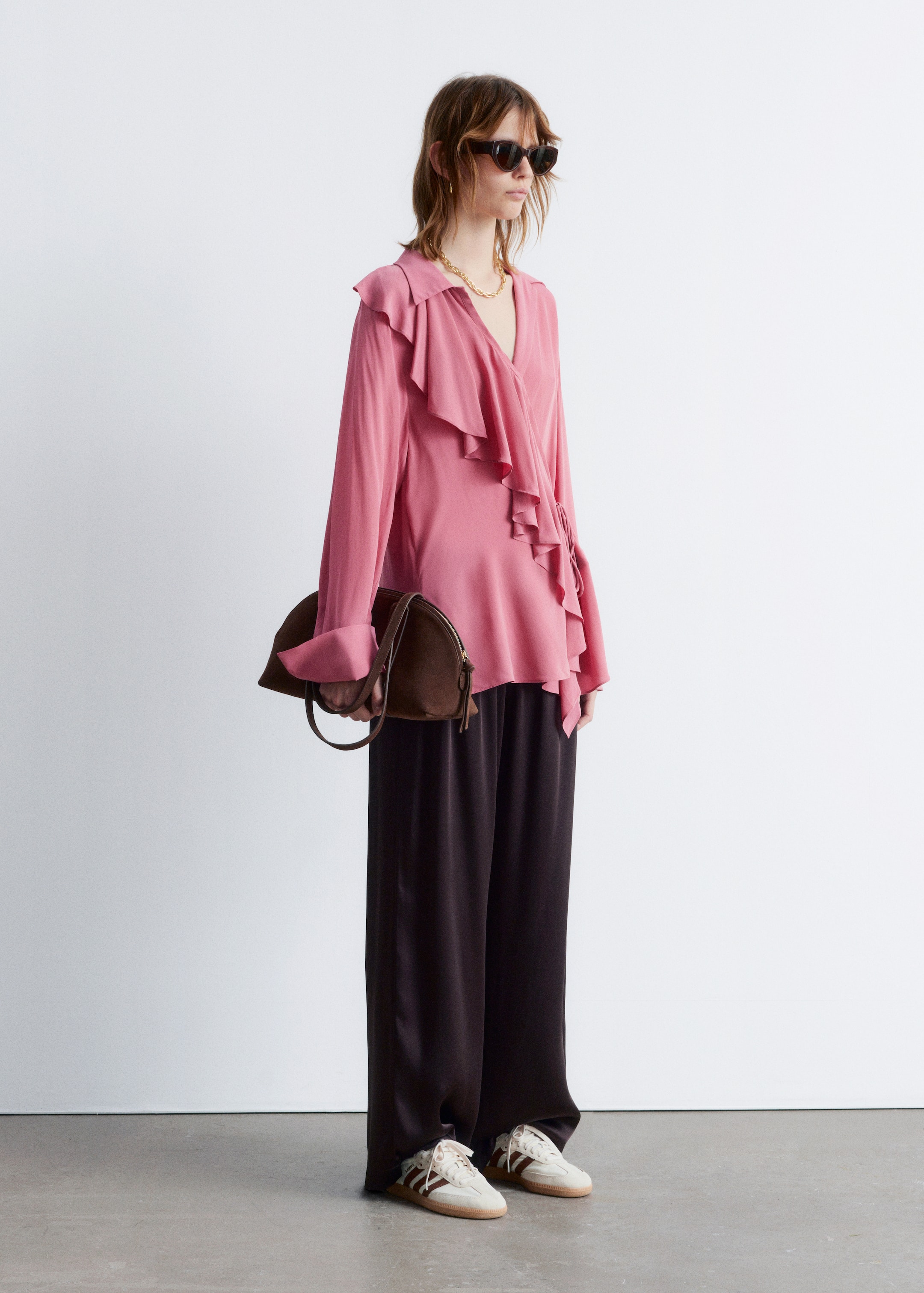 Agrandir l'image: Blouse cache-cœur à volants - Dark pink - FEMME | H&M FR 1