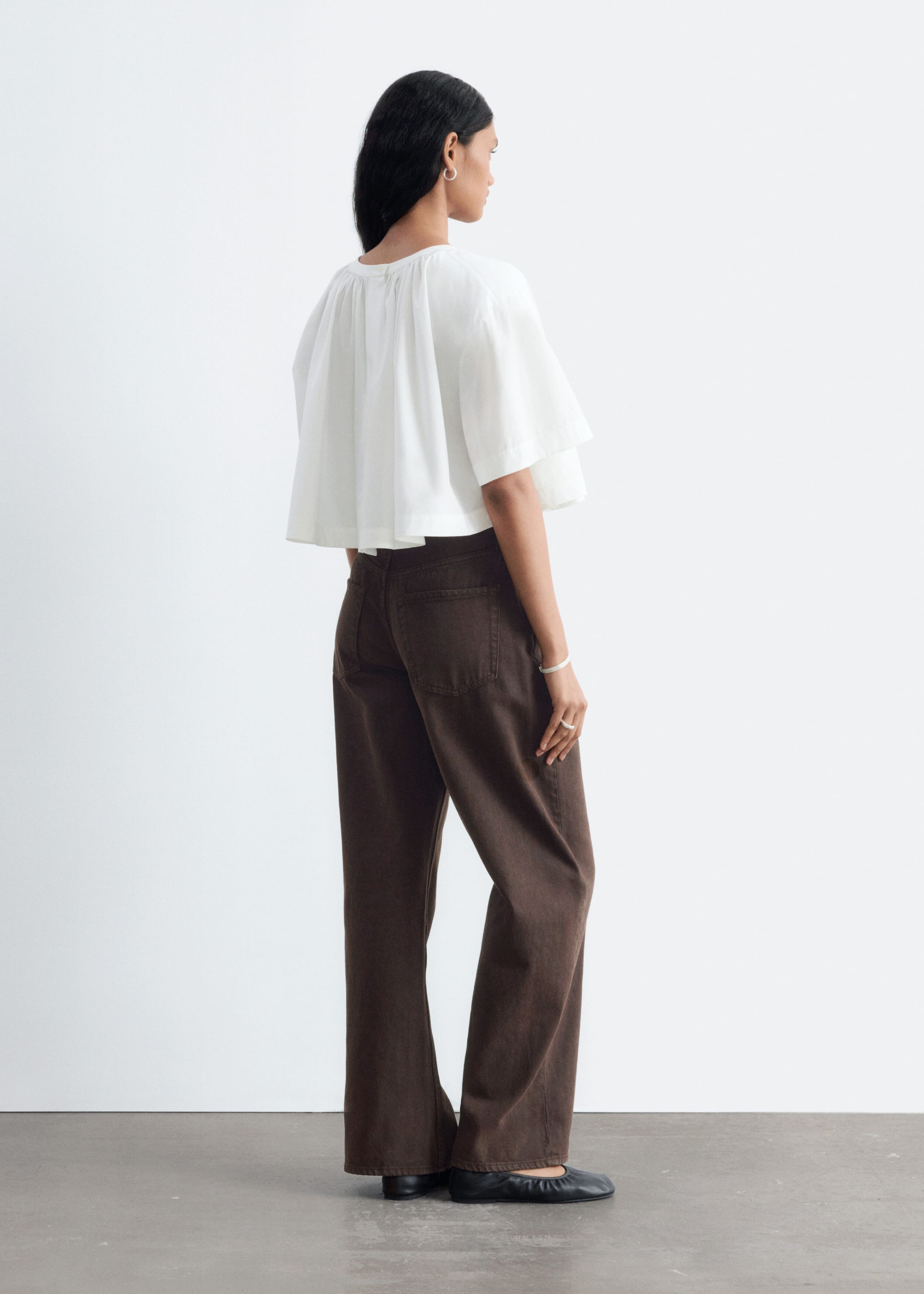 Gathered Cotton Crop Blouse - White - Lookbook