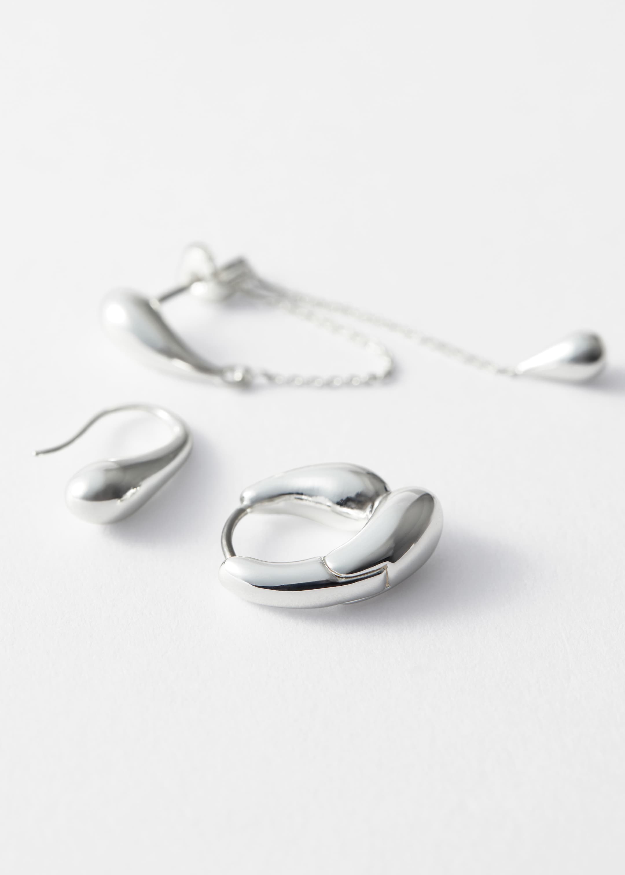 Visualizza immagine più grande: Set di orecchini scultorei - Argento - DONNA | H&M IT 2