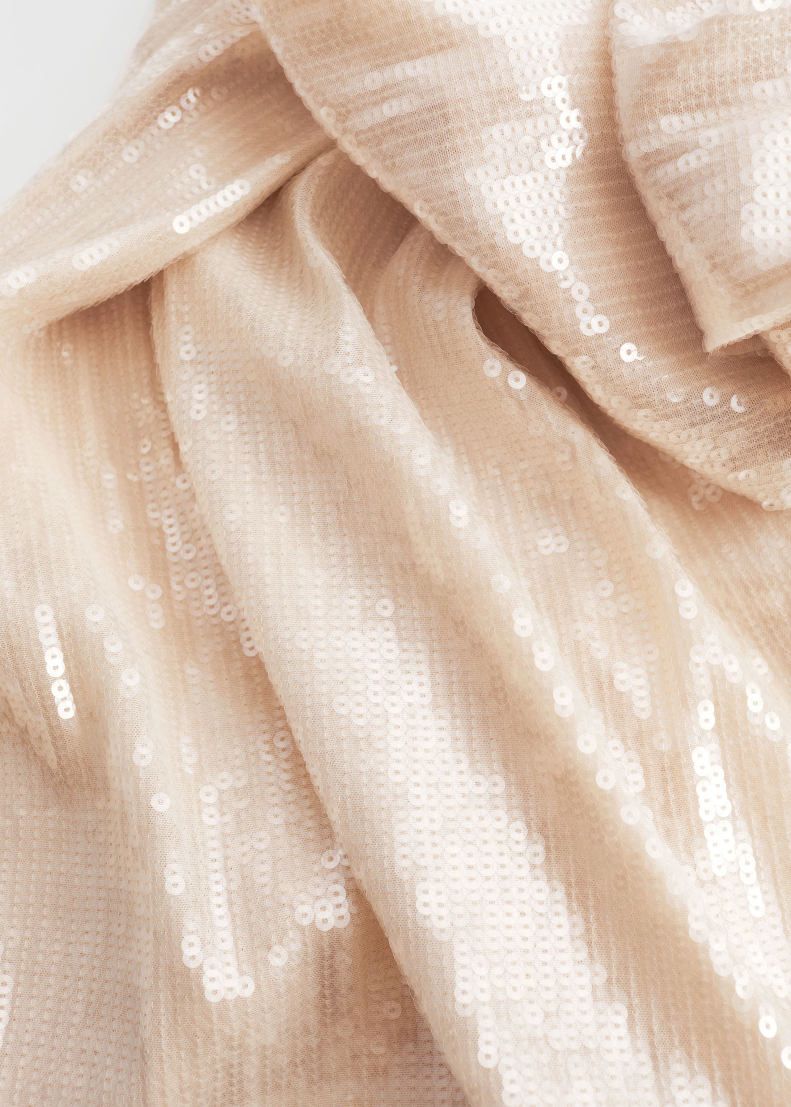 Sequin Maxi Skirt - {{variantName}} - Descriptive Detail