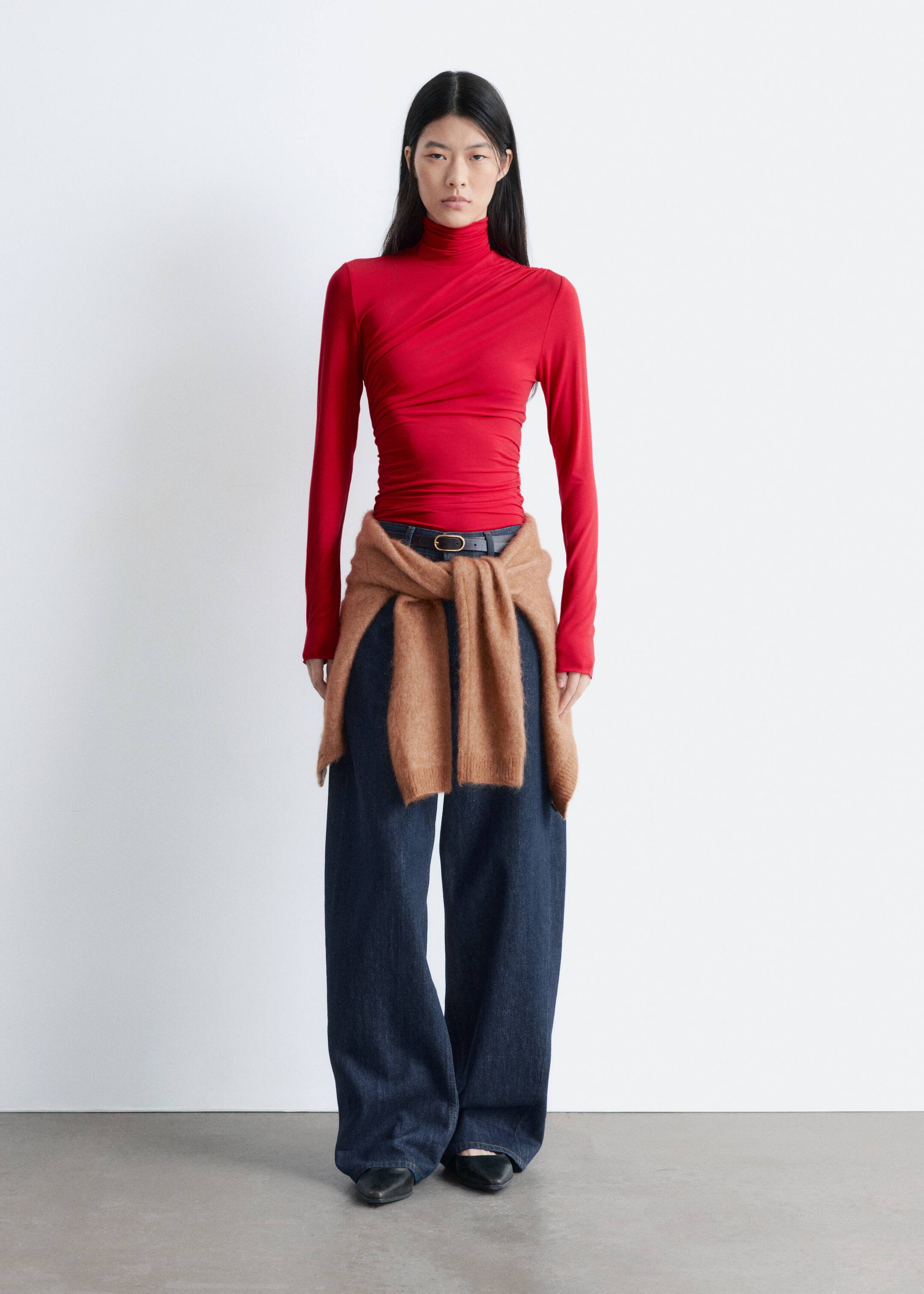 Grösseres Bild ansehen: Draped Turtleneck Top - Rot - DAMEN | H&M CH 1