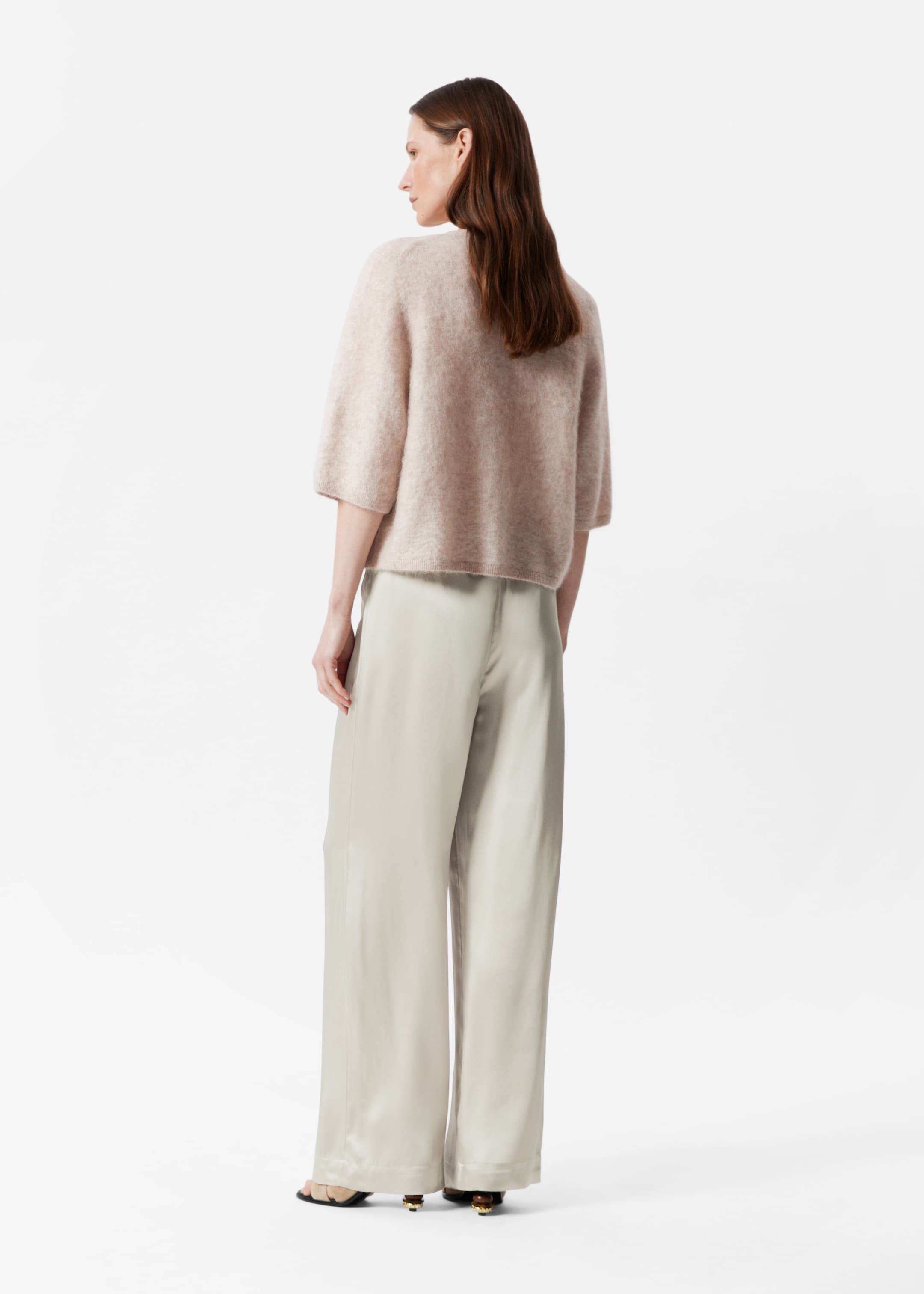 Visa större bild: Byxa i satin med dragsko - Beige - DAM | H&M SE 2