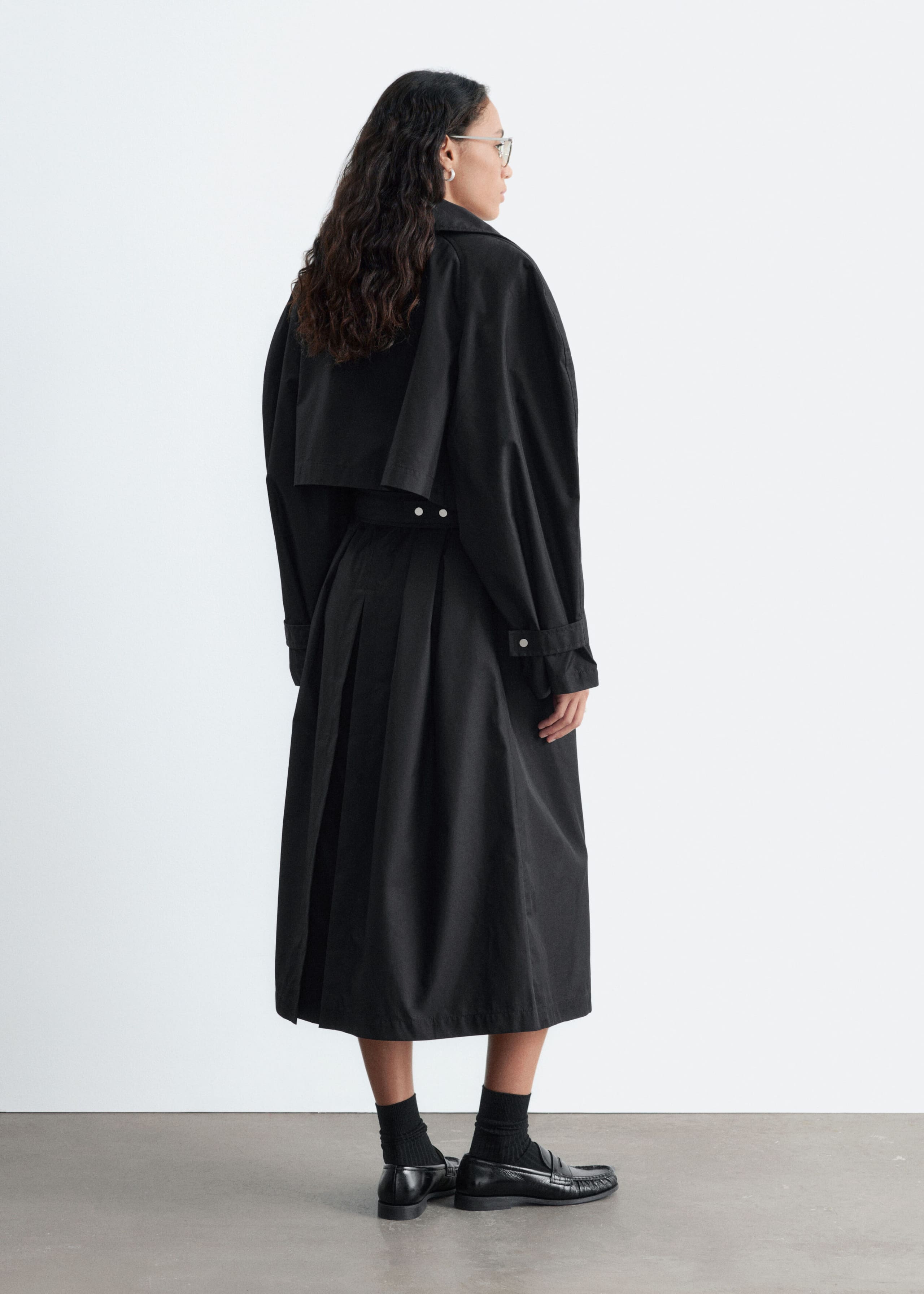 Bold-Shoulder Belted Coat - Black - Lookbook