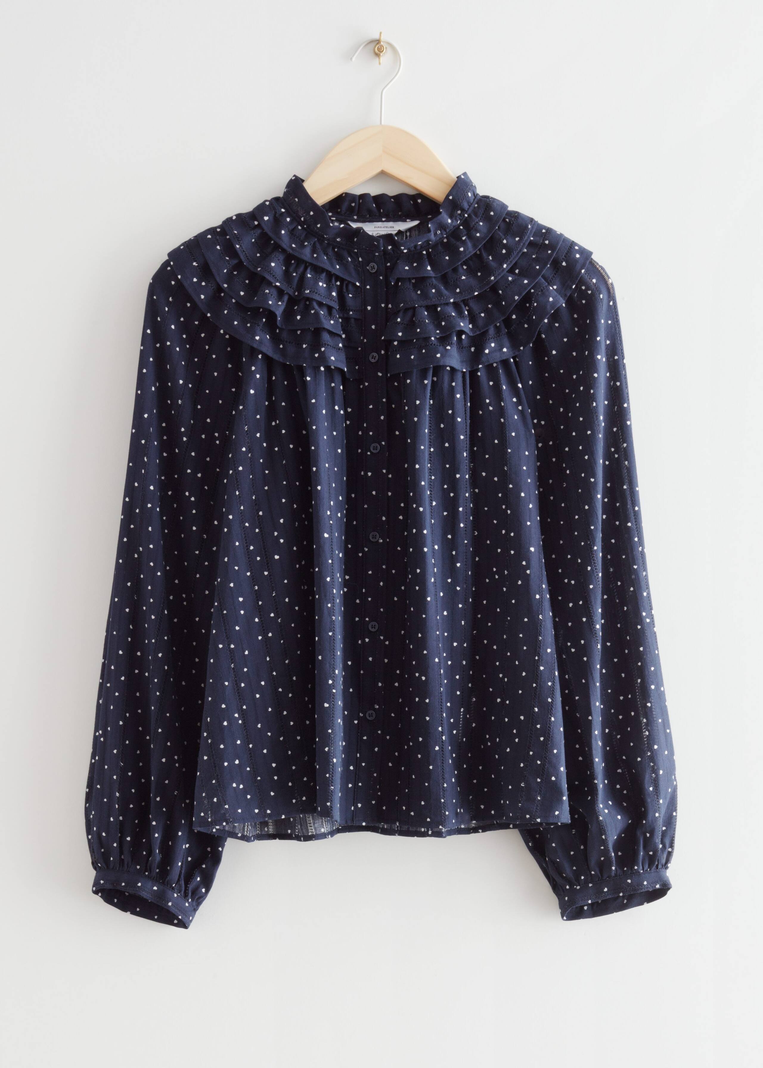 Ruffled Collar Blouse - Blue Print - Natura morta
