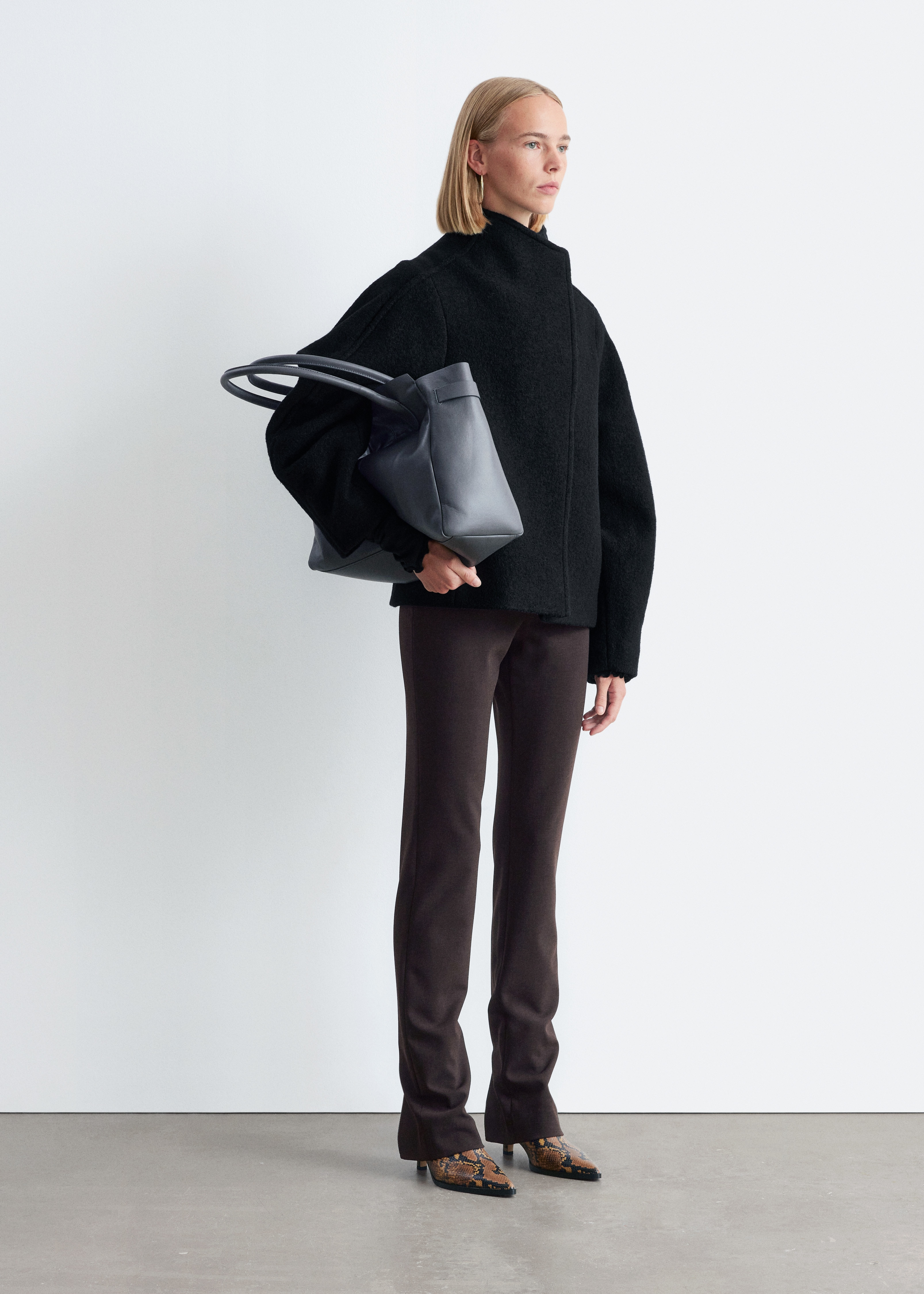 Velúr bokacsizma kis sarokkal - Konyak kígyó/Fekete/Barna