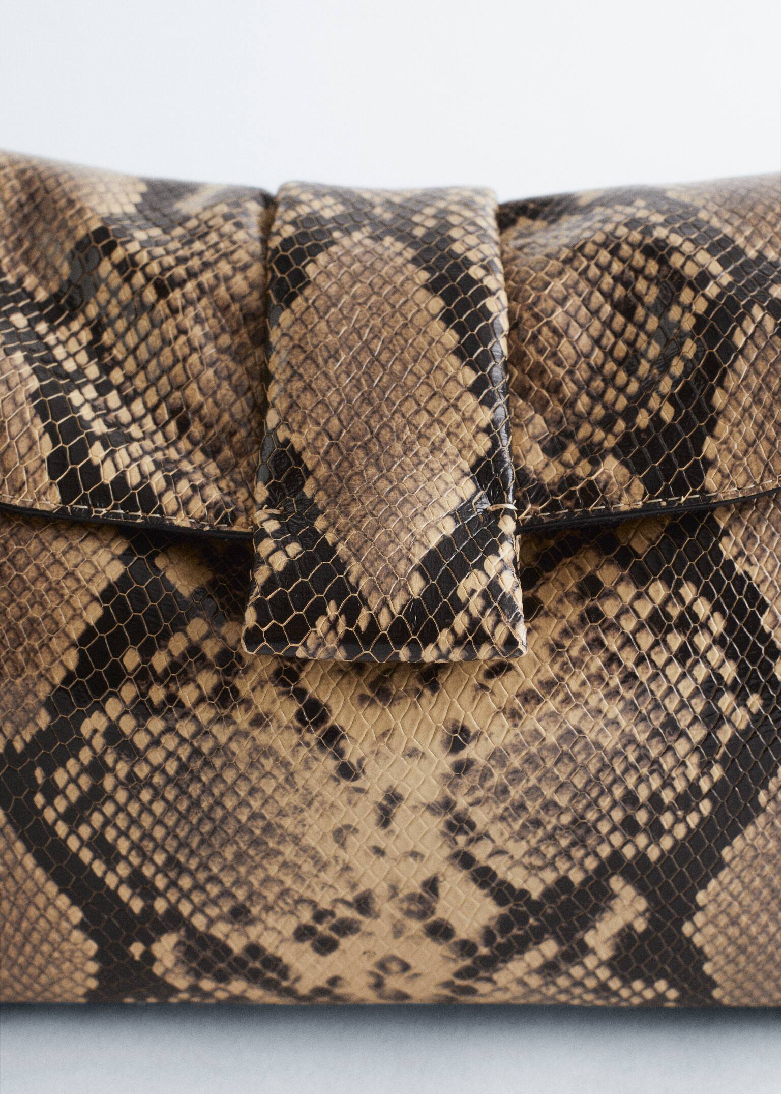 Clutch in morbida pelle - Motivo serpente beige/Talpa/Nero/Motivo serpente marrone scuro - 6