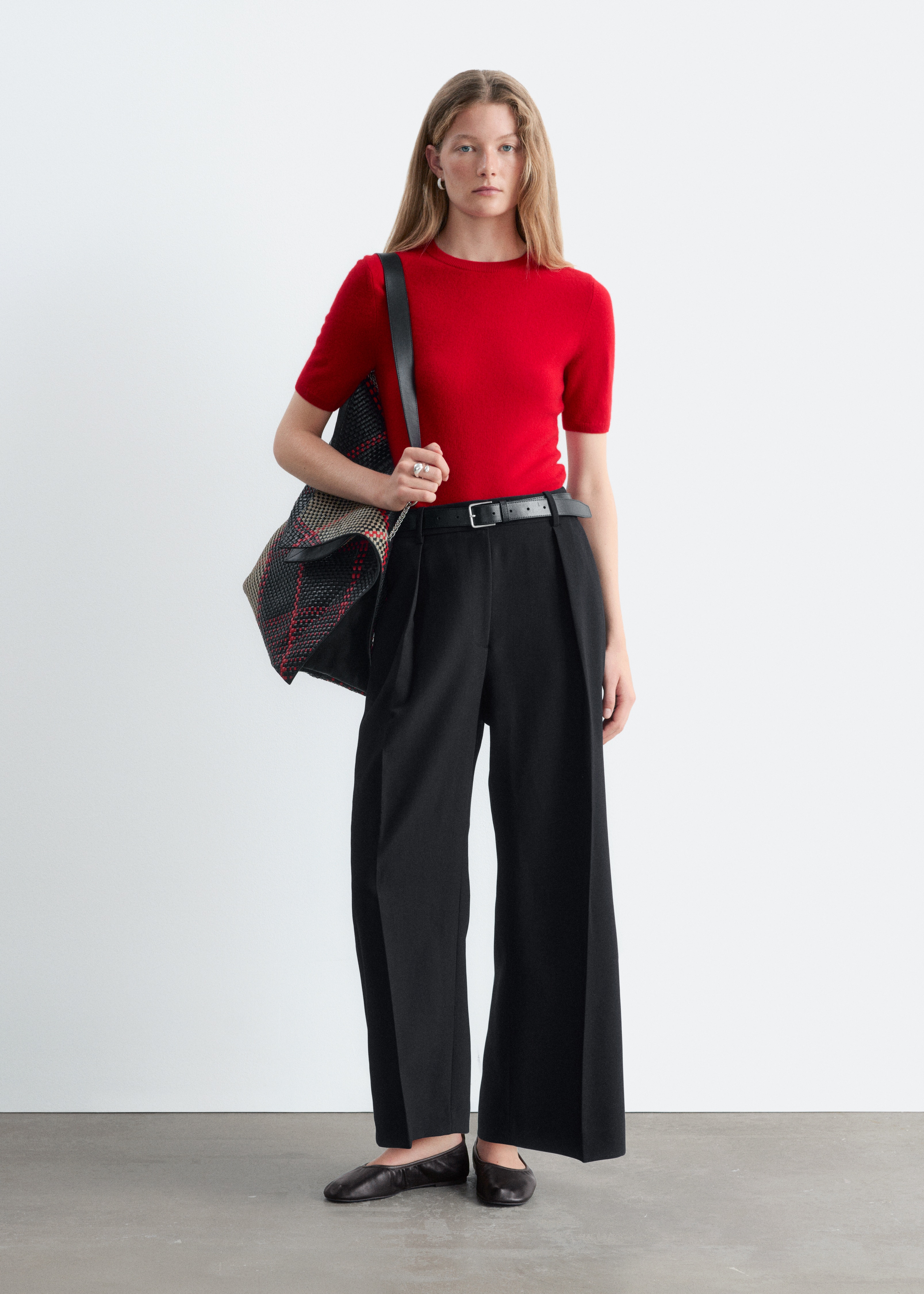 Pantaloni cropped con pieghe - Nero