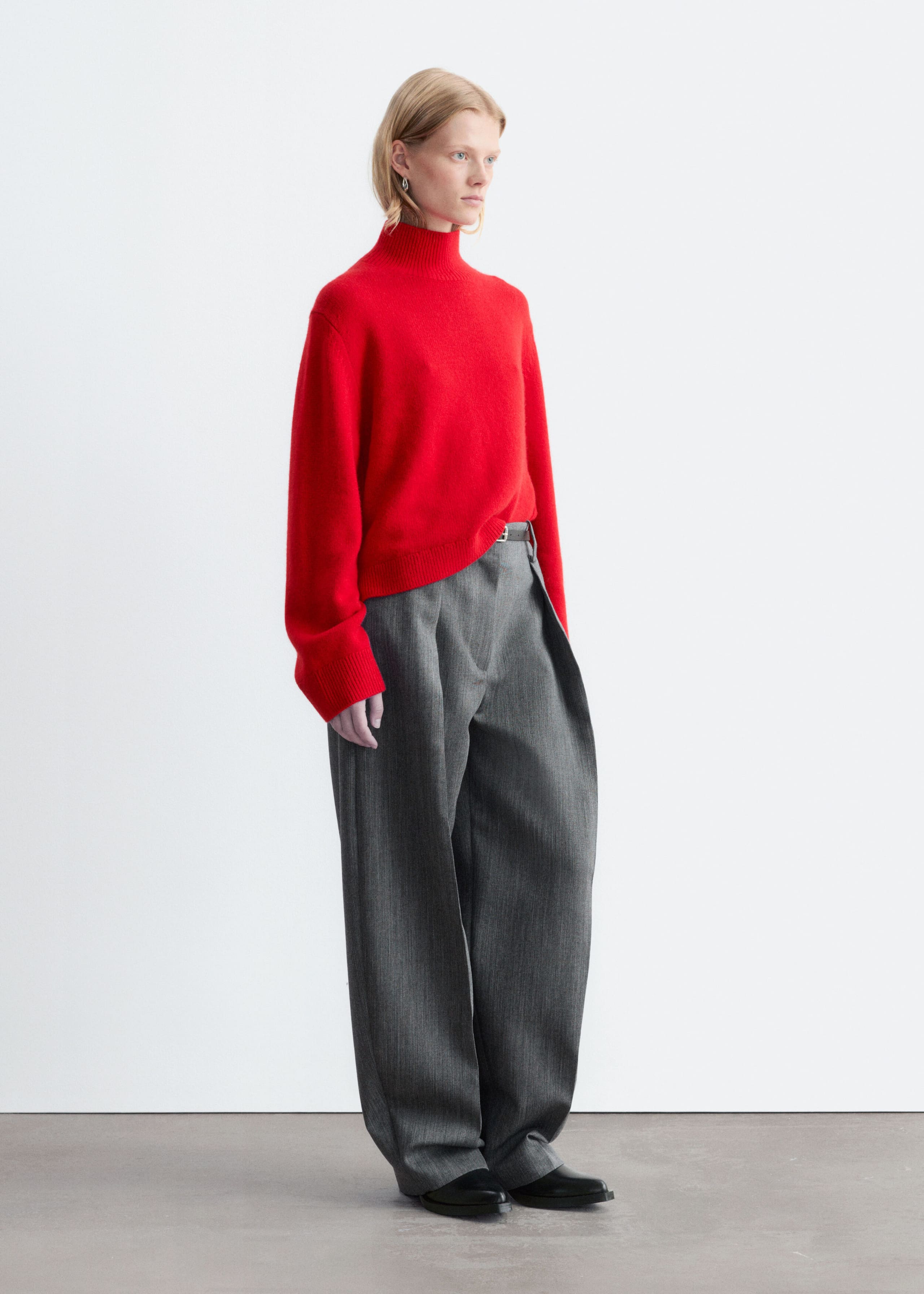 Wool-Cashmere Mock Neck Jumper - Red - Lookbook