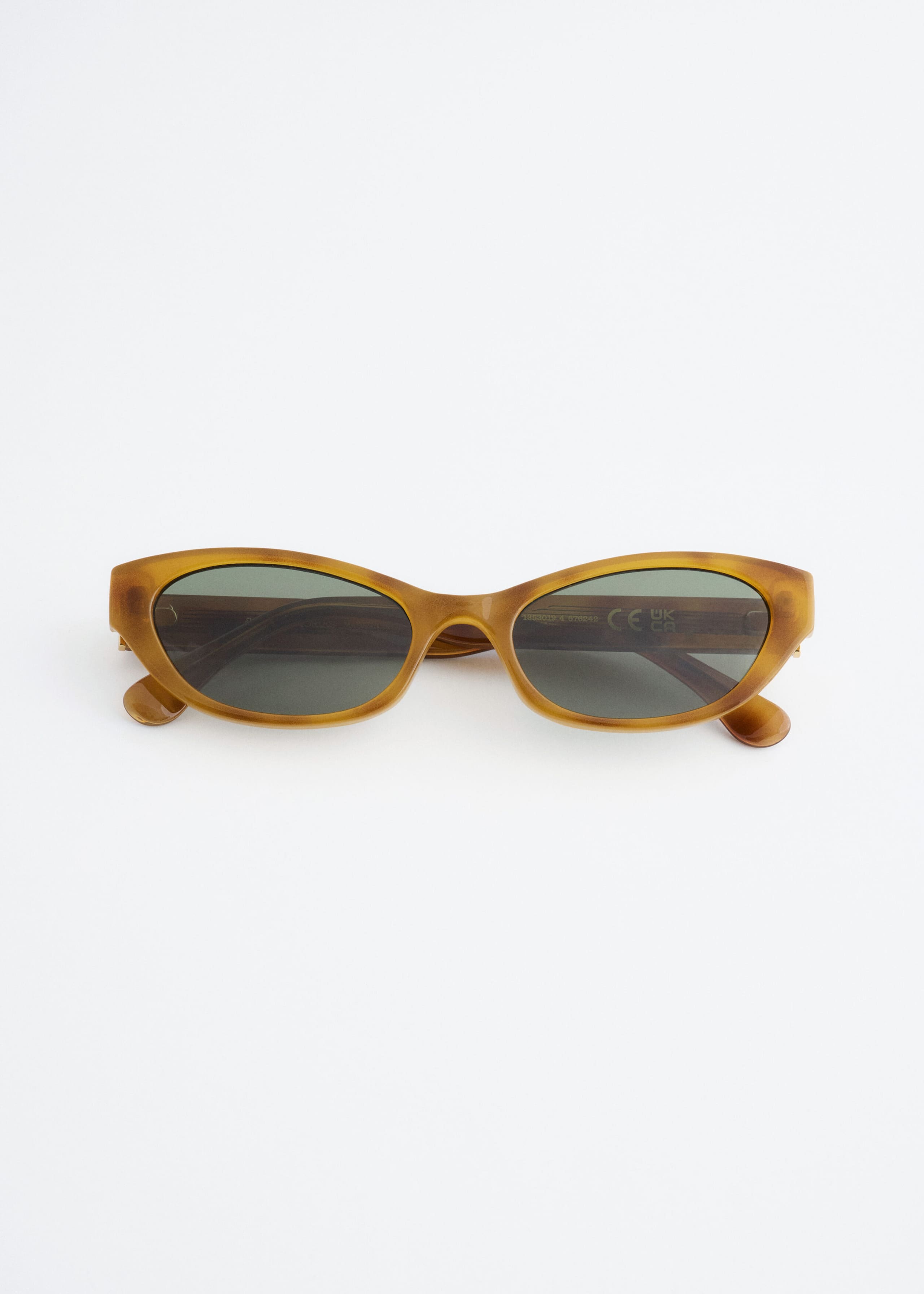 Oval Frame Sunglasses - Beige/Tortoiseshell - Still Life