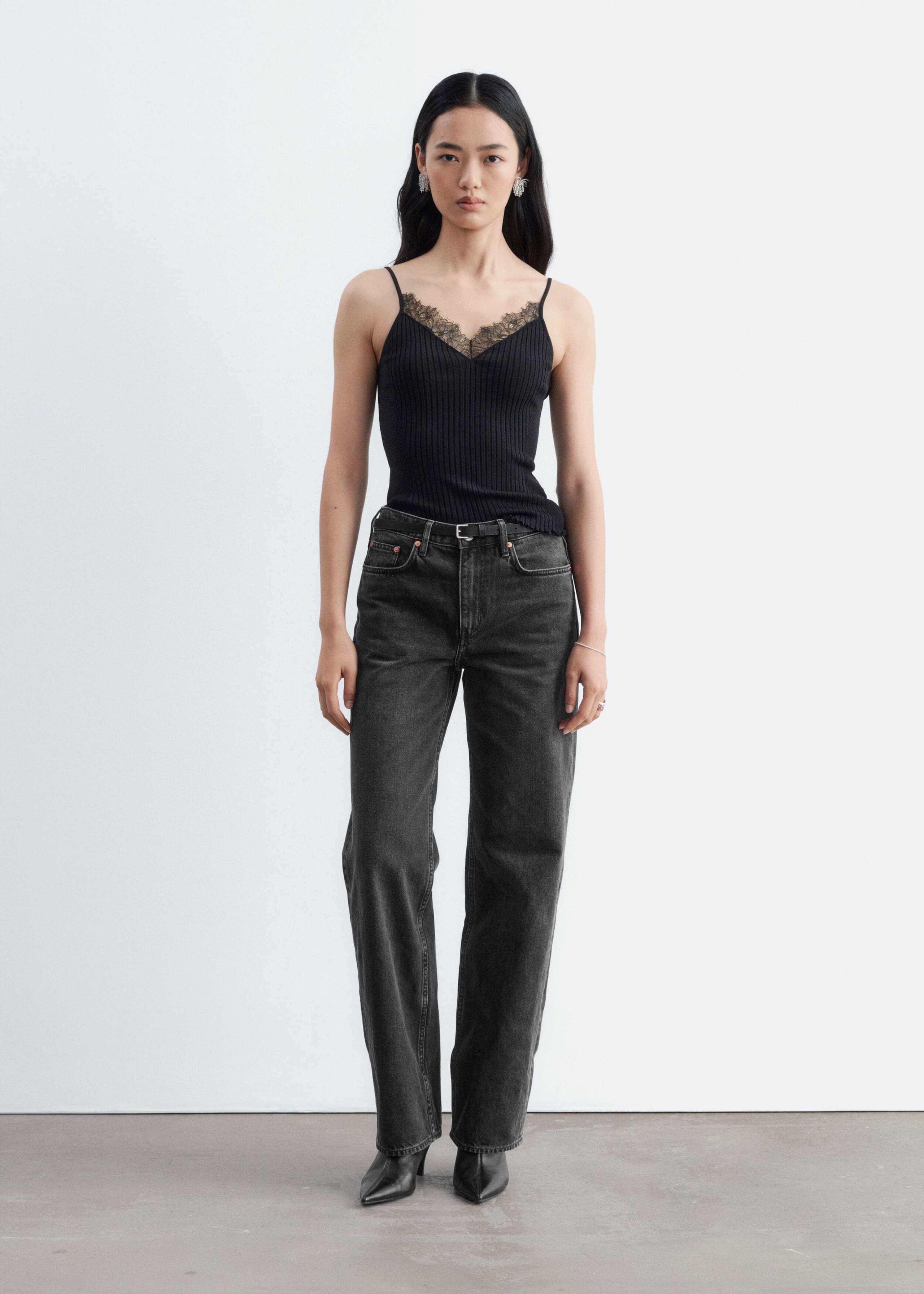 Lace-Trim Tank Top - Black - Lookbook