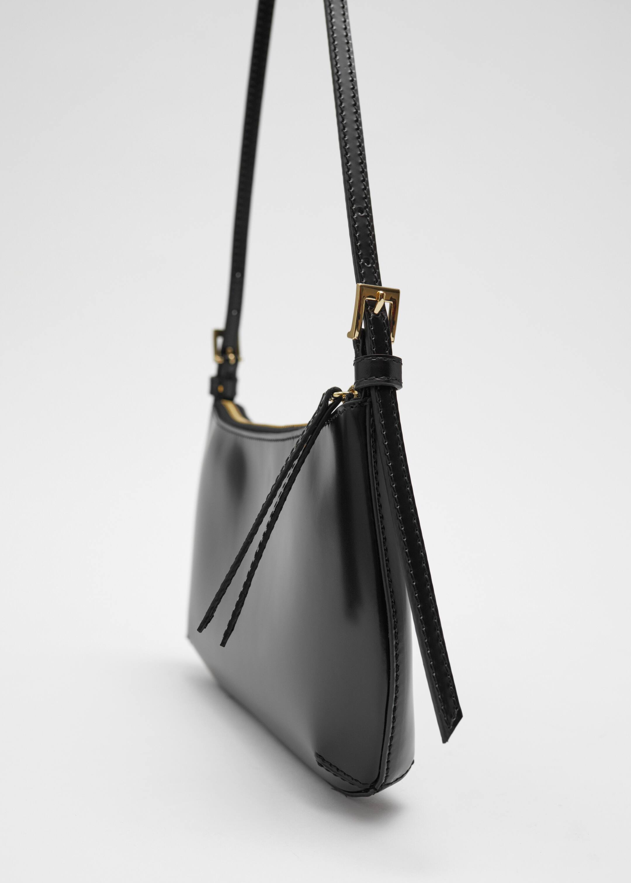 הצגת תמונה גדולה יותר: Petit Leather Shoulder Bag - שחור - Ladies | H&M IL 4
