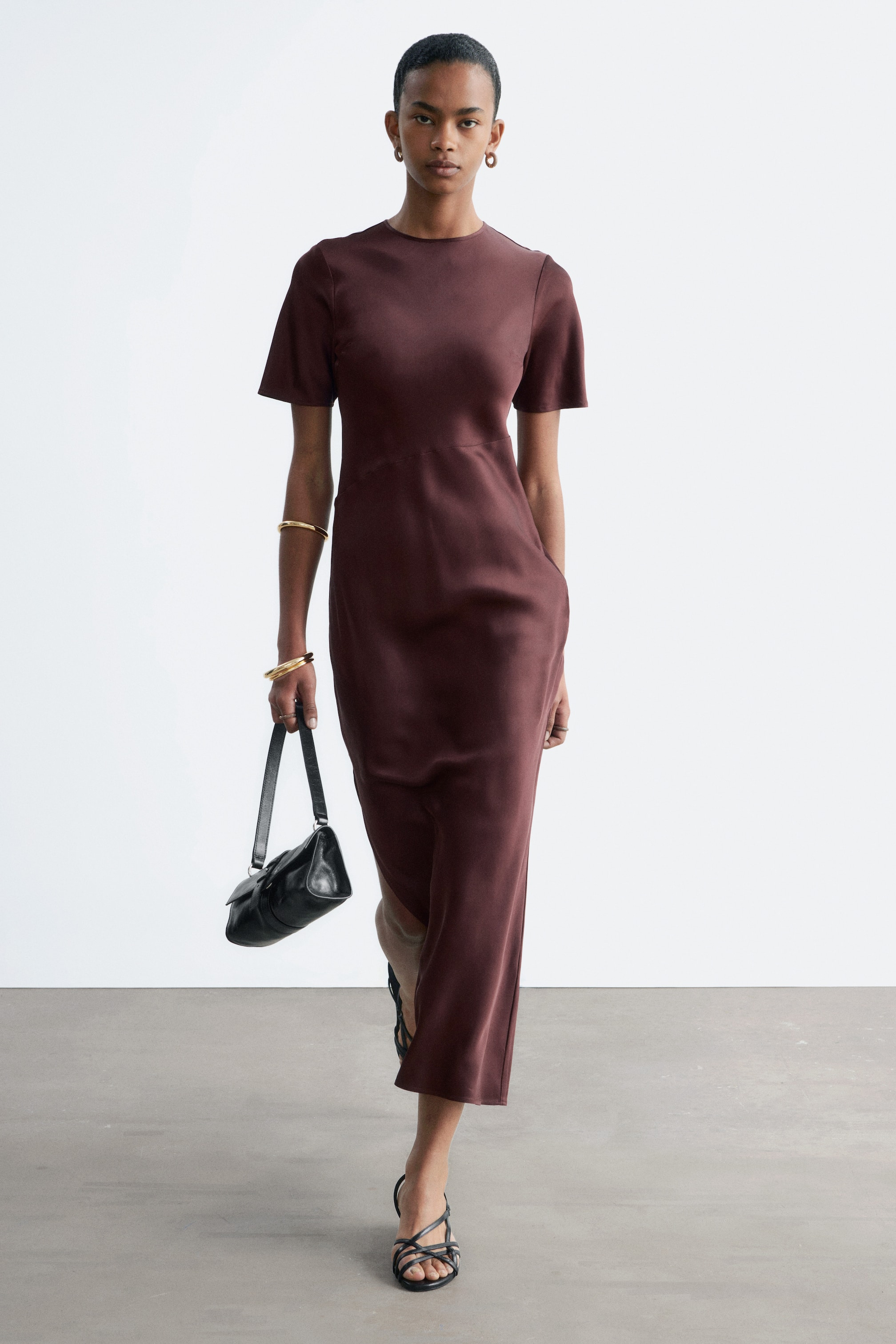 Grotere afbeelding bekijken: Viscose maxi-jurk met paisleyprint - Donkerbruin - DAMES | H&M BE 1