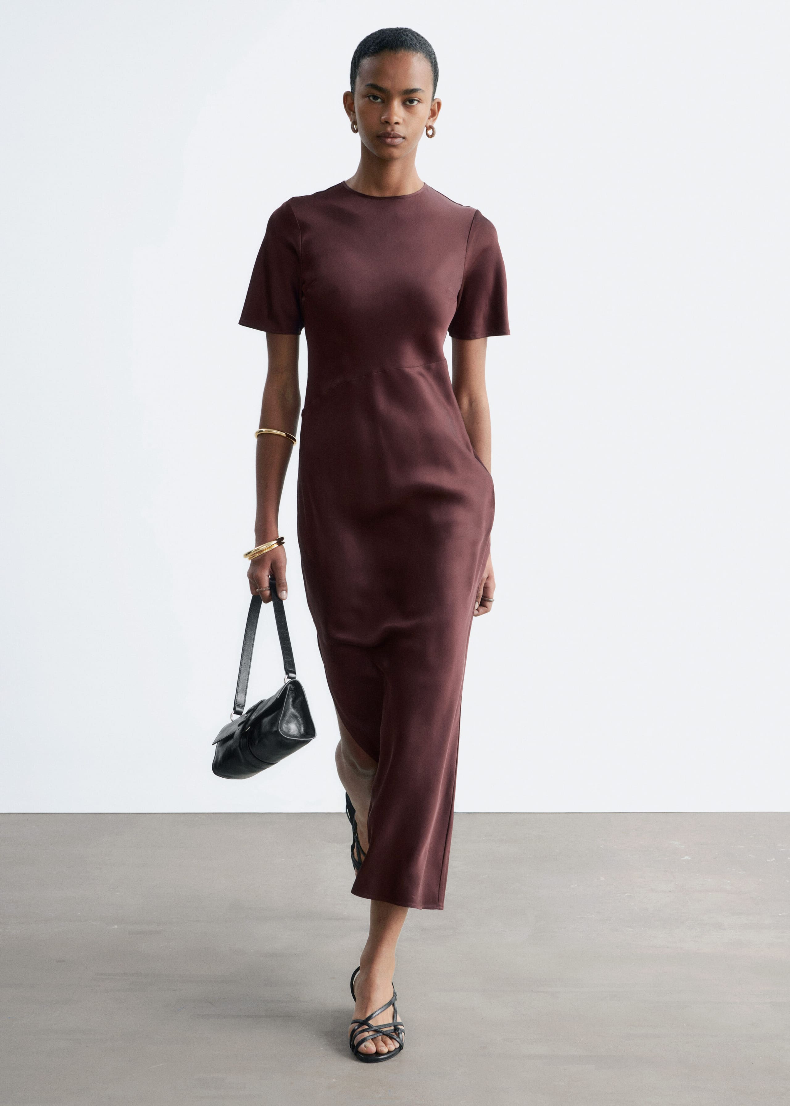 Viskose-Maxikleid mit Paisleymuster - Dunkelbraun - Lookbook