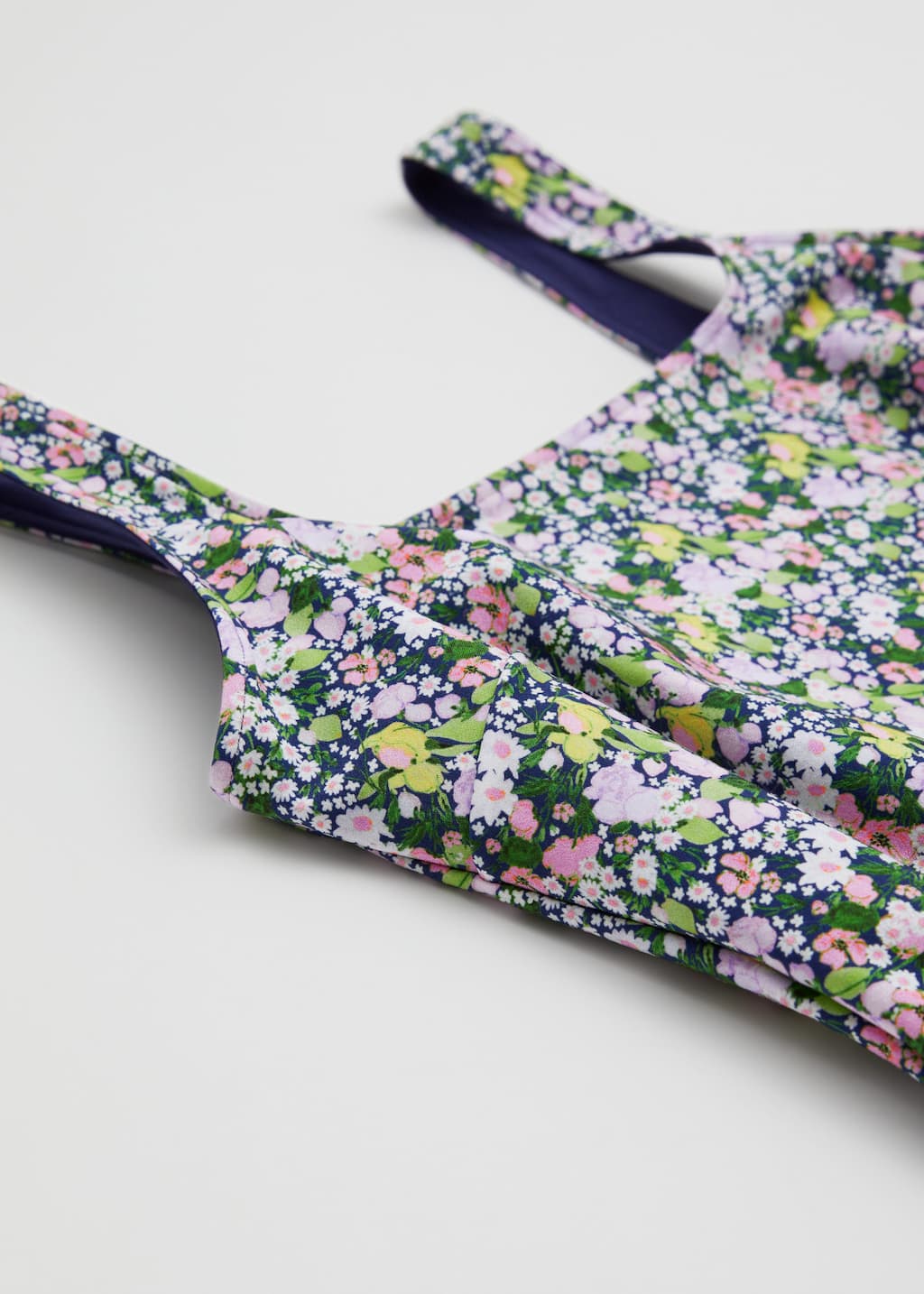 Reversible Swimsuit - {{variantName}} - Descriptive Detail