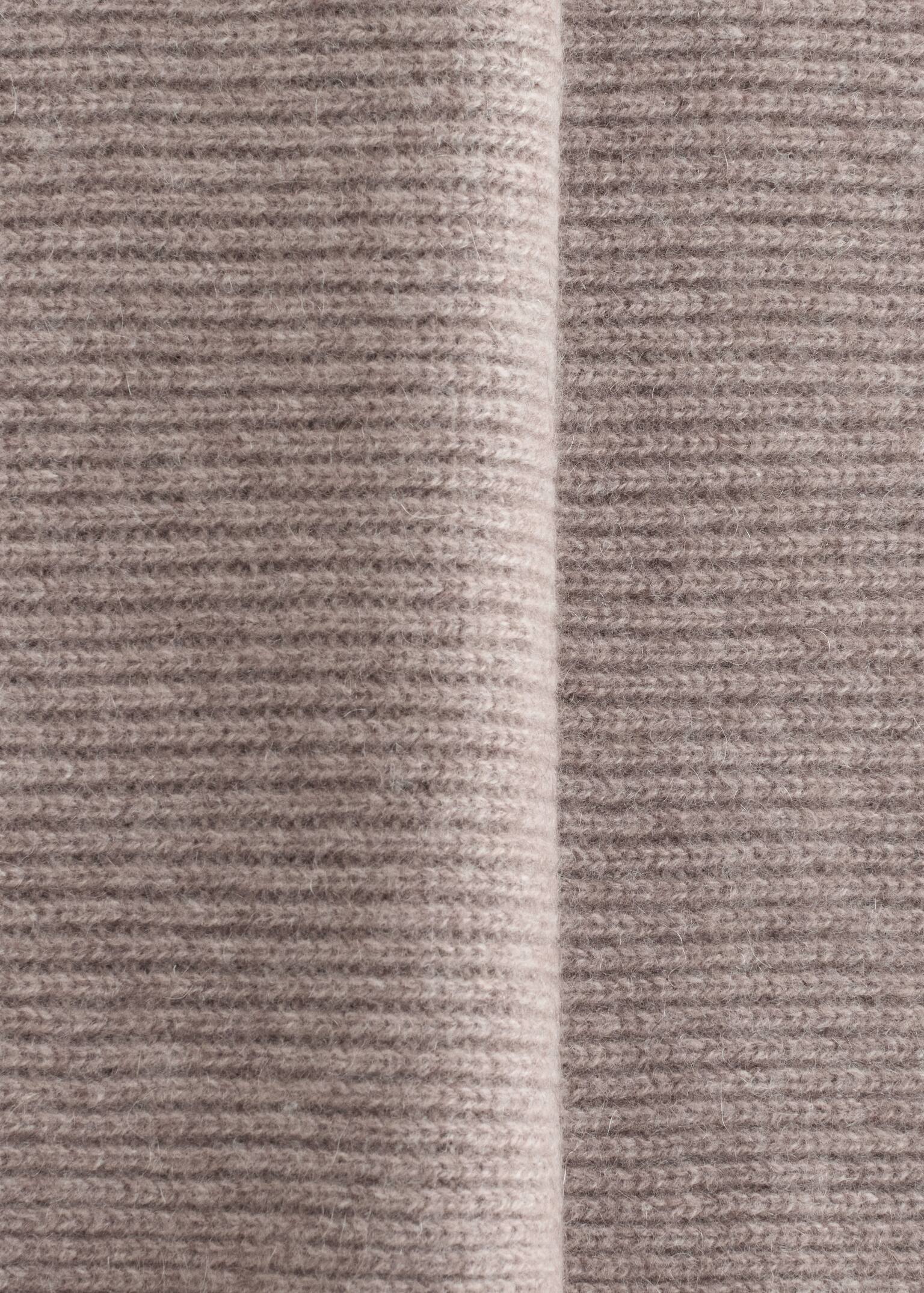 Schal aus Kaschmirstrick - Graubraun/Schwarz/Dunkelbraun/Navyblau/Altrosa/Cremefarben - 3