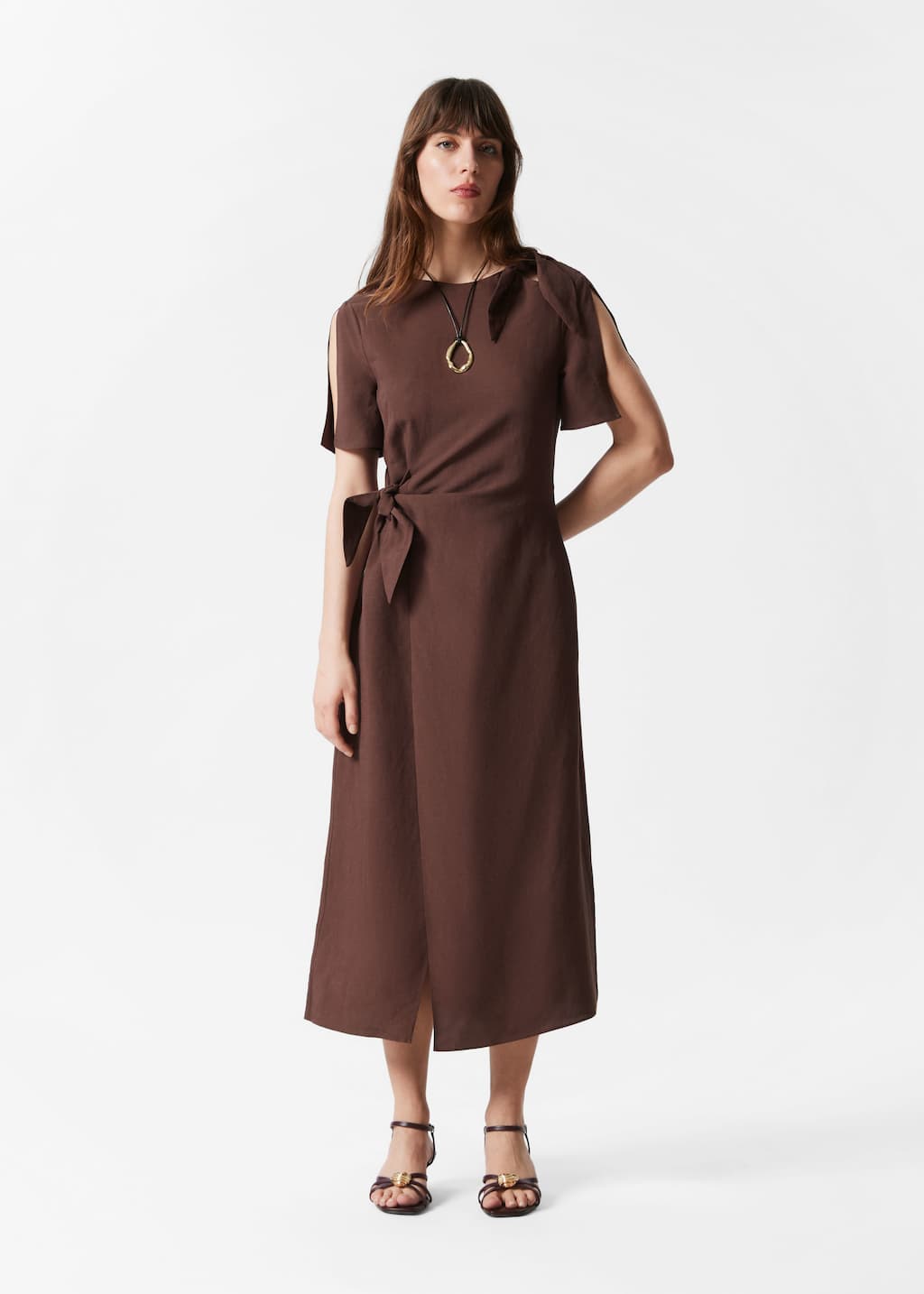 Image of Vestido midi con detalle de nudo