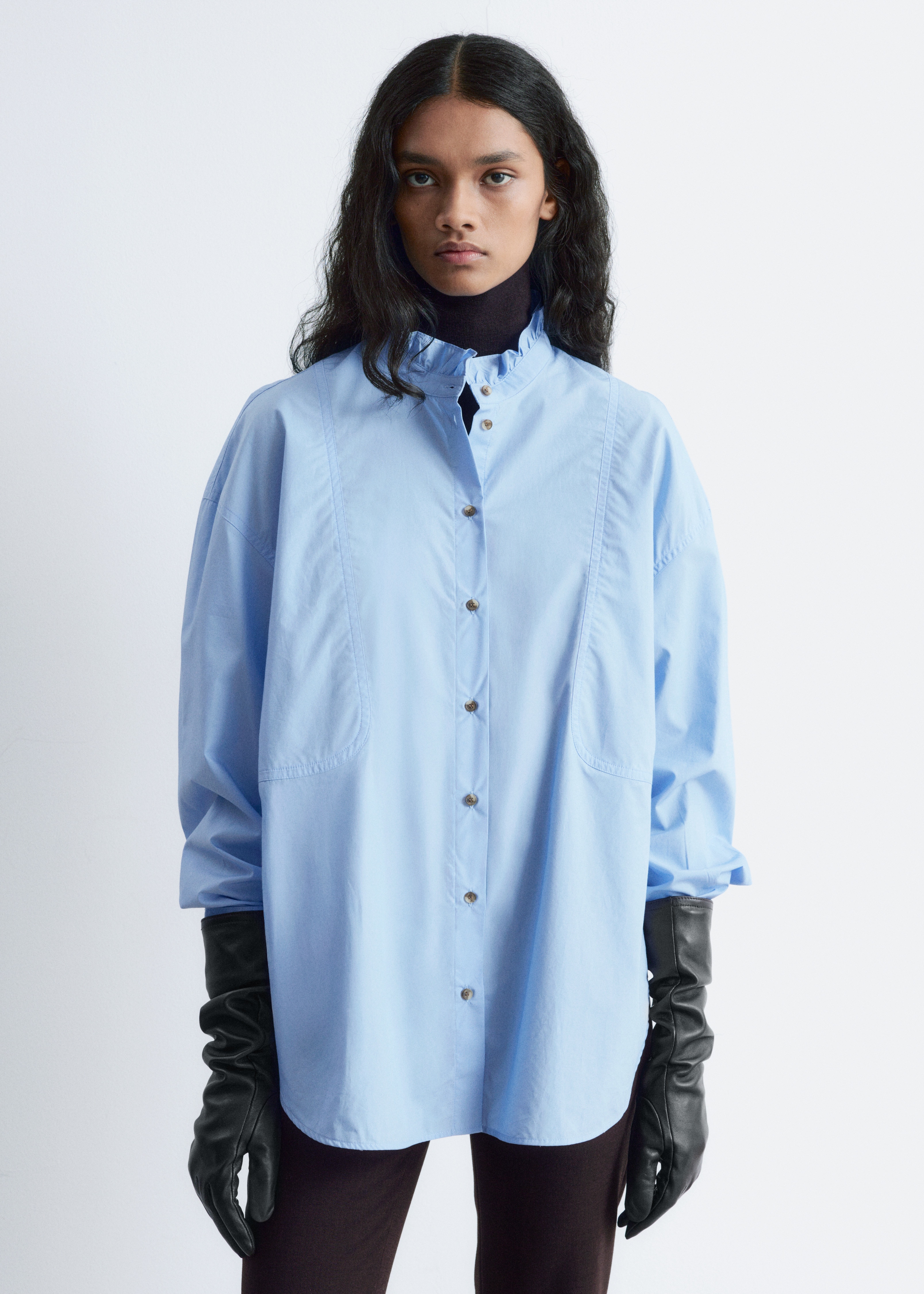 Langes Baumwollhemd mit Stehkragen - Hellblau/Weiß