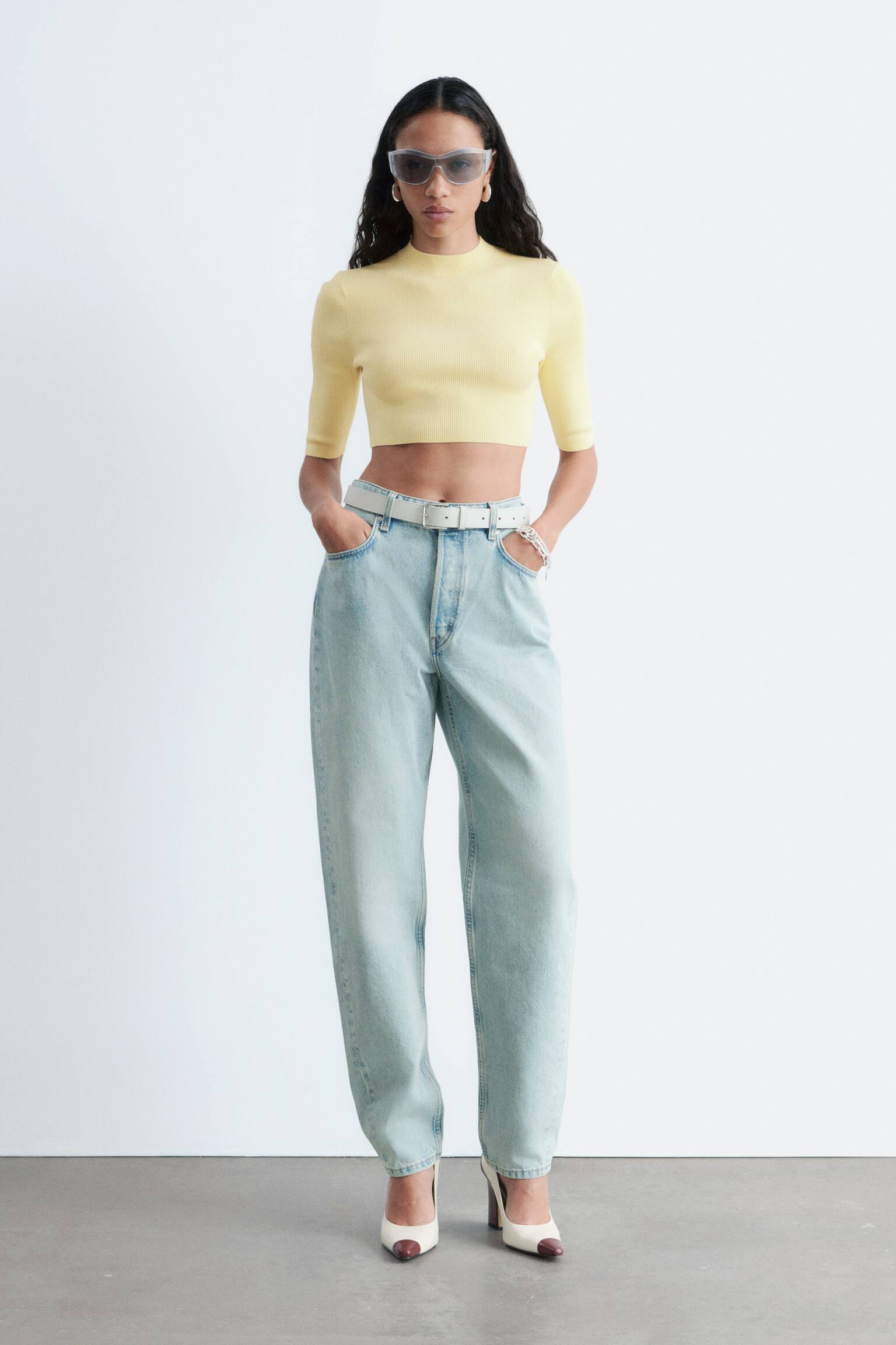 Nauwsluitend cropped T-shirt - Pastelgeel/Donkergrijs - 6