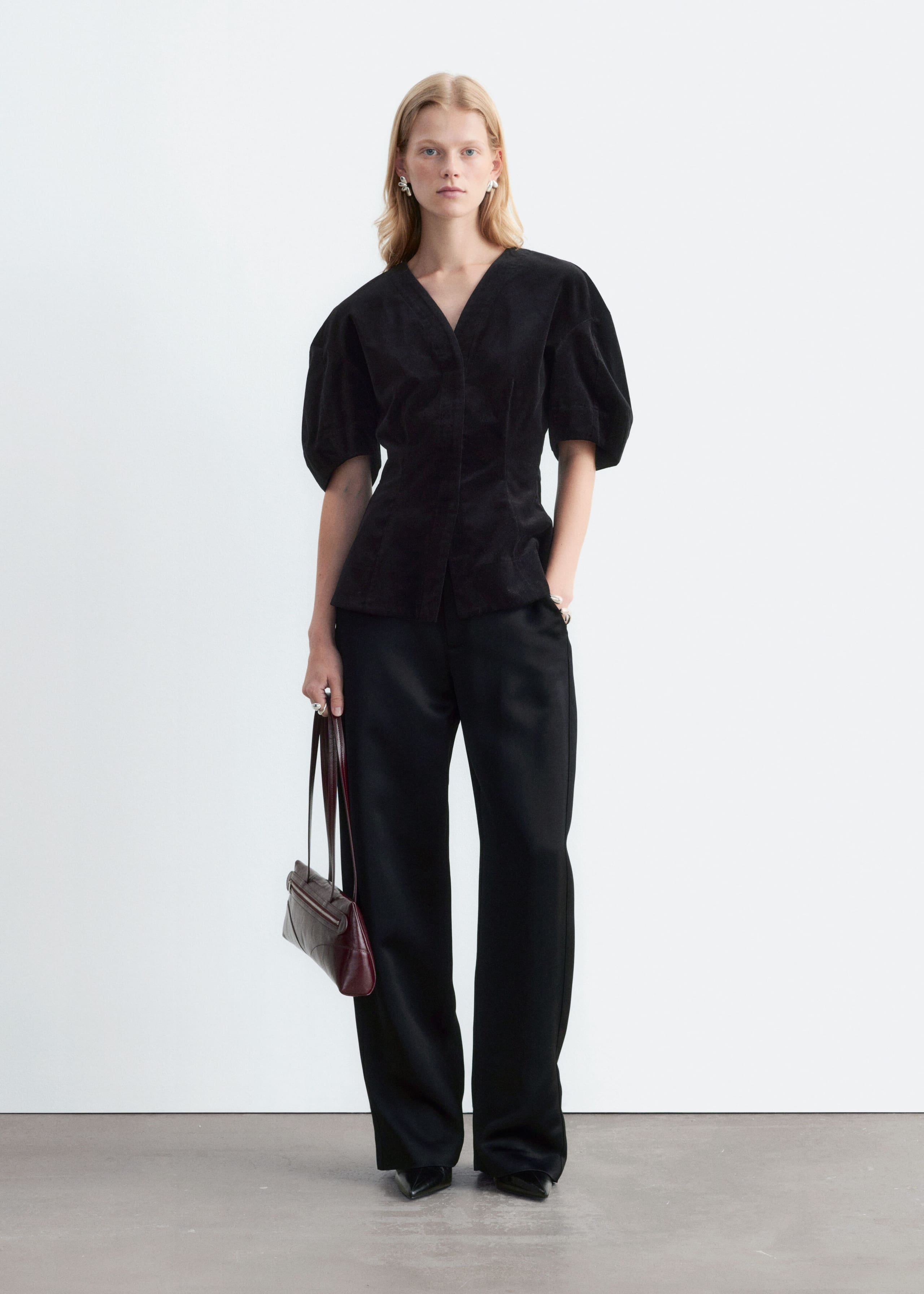 Fitted Velvet Blouse - Black - Lookbook