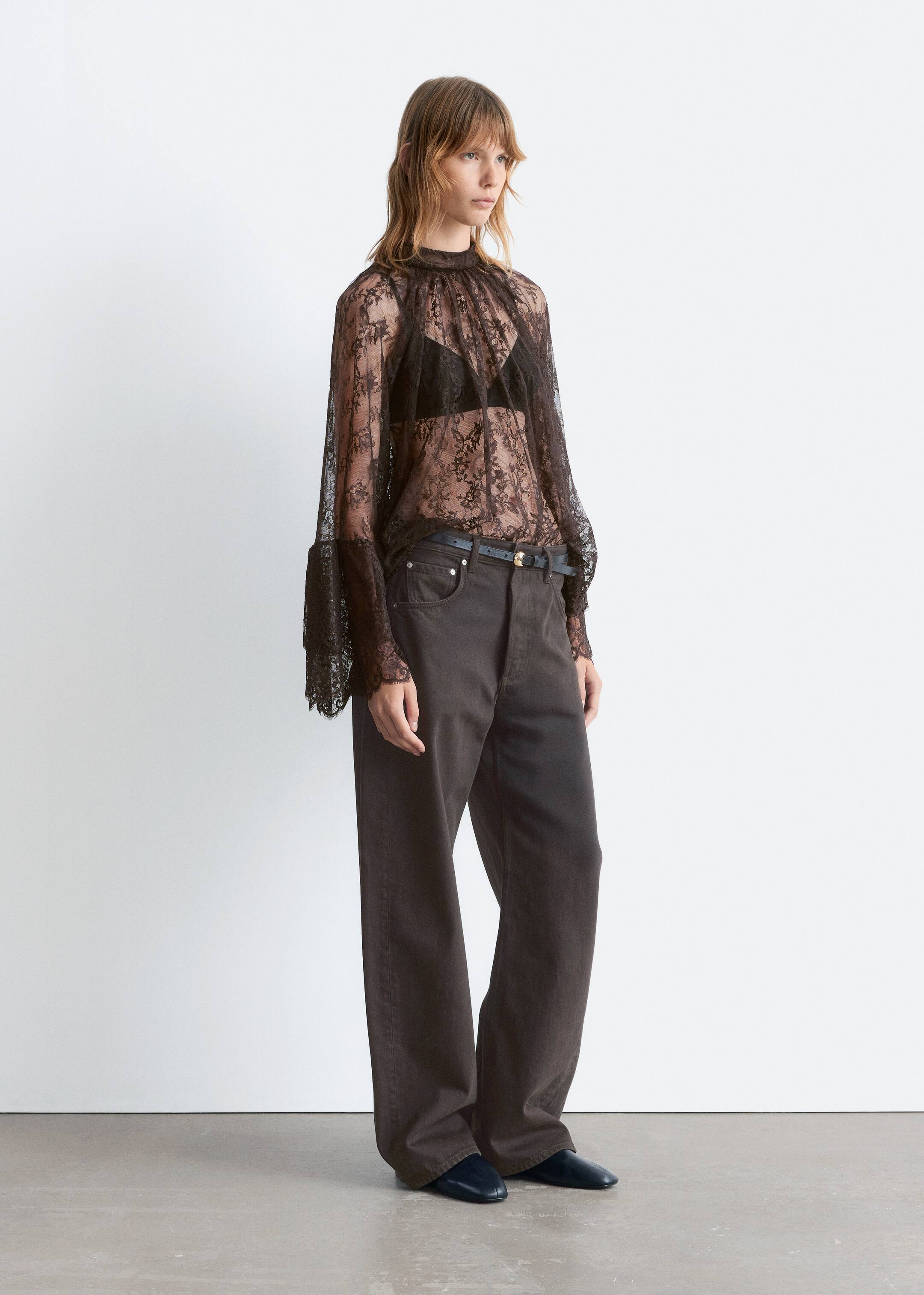 Grotere afbeelding bekijken: Kanten blouse met volants - Donkerbruin - DAMES | H&M NL 5