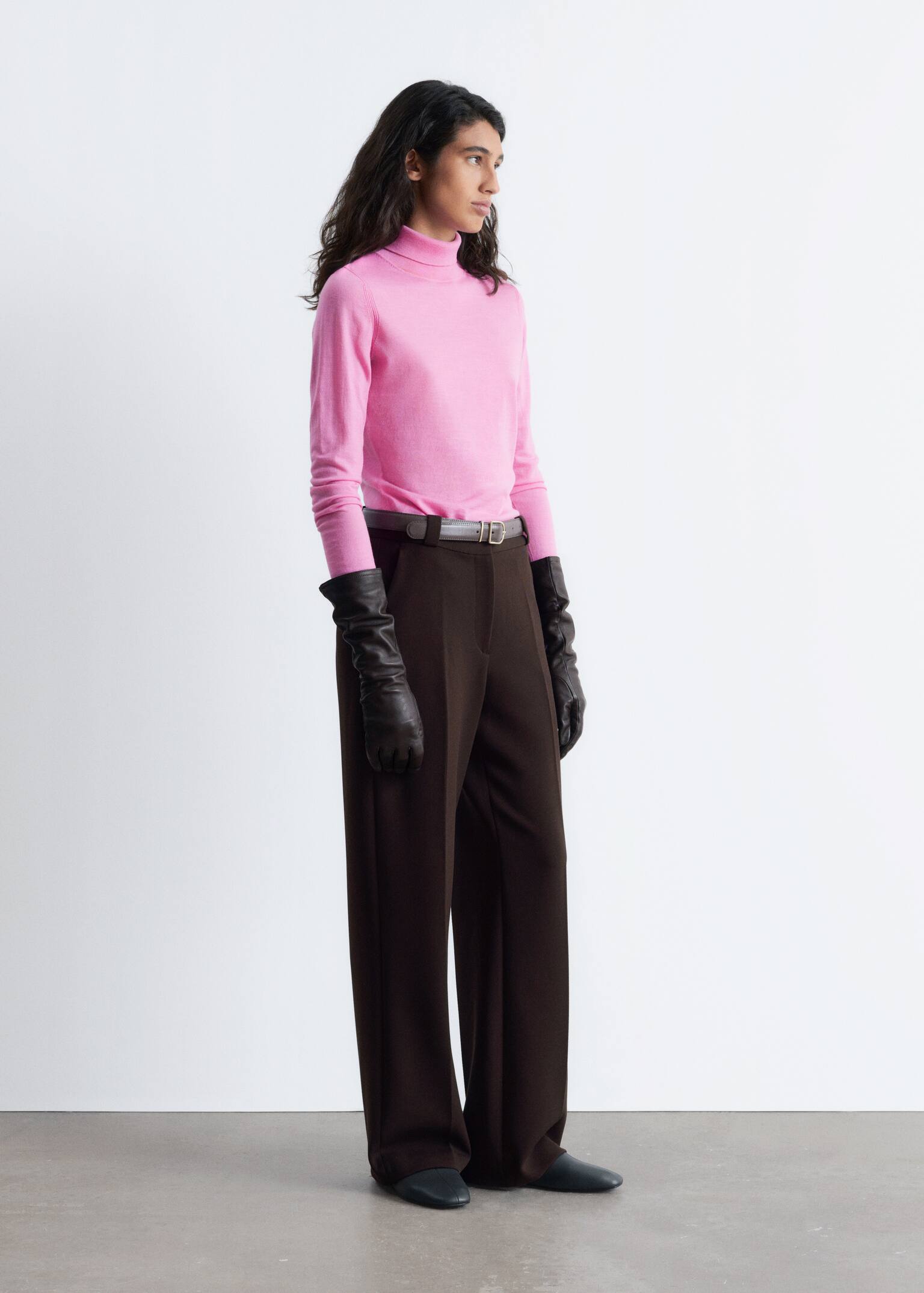 Wide Press-Crease Trousers - Tummanruskea/Musta/Tummanpunainen/Tummansininen/Kerma/Khaki - 4
