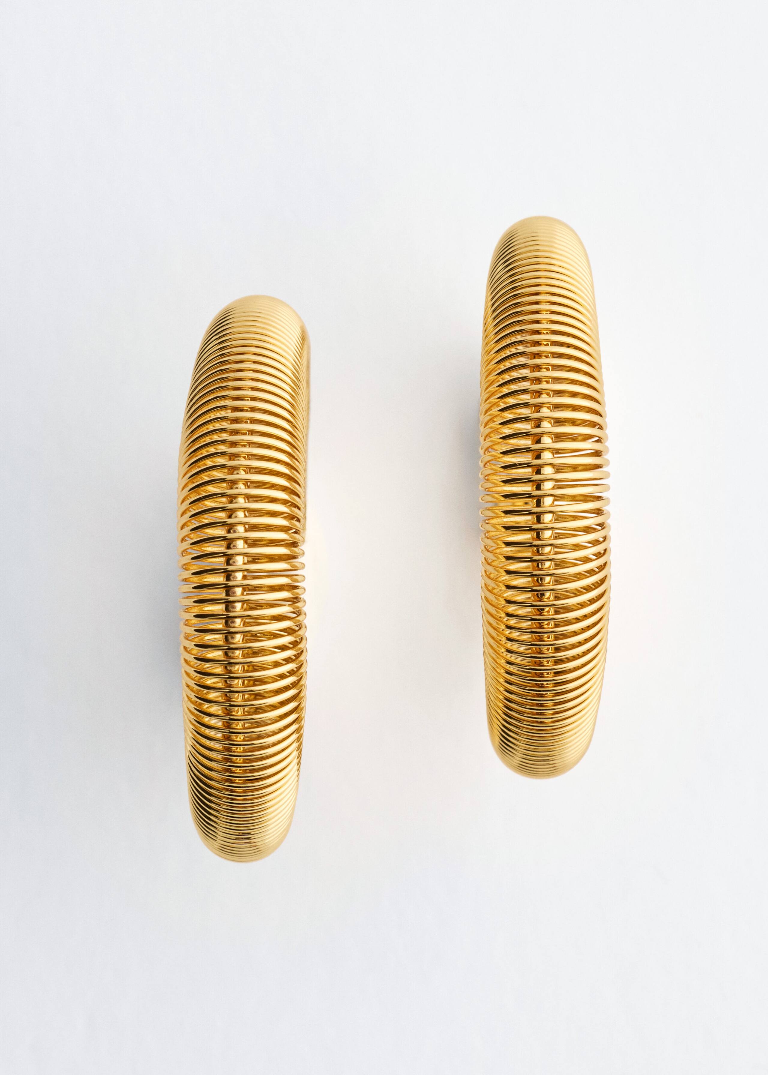 Coil Hoop Earrings - {{variantName}} - Descriptive Detail