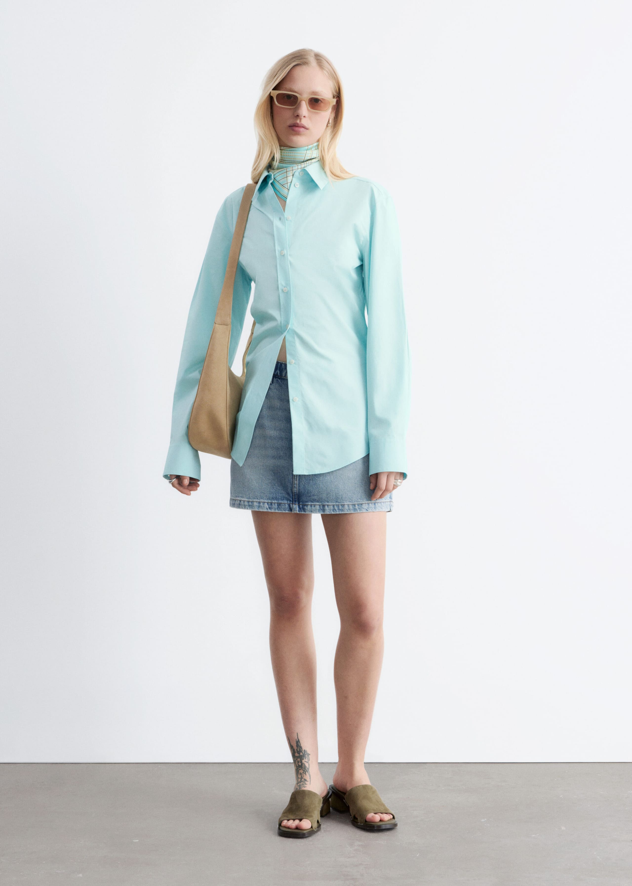 Image of Taliowana bawełniana koszula