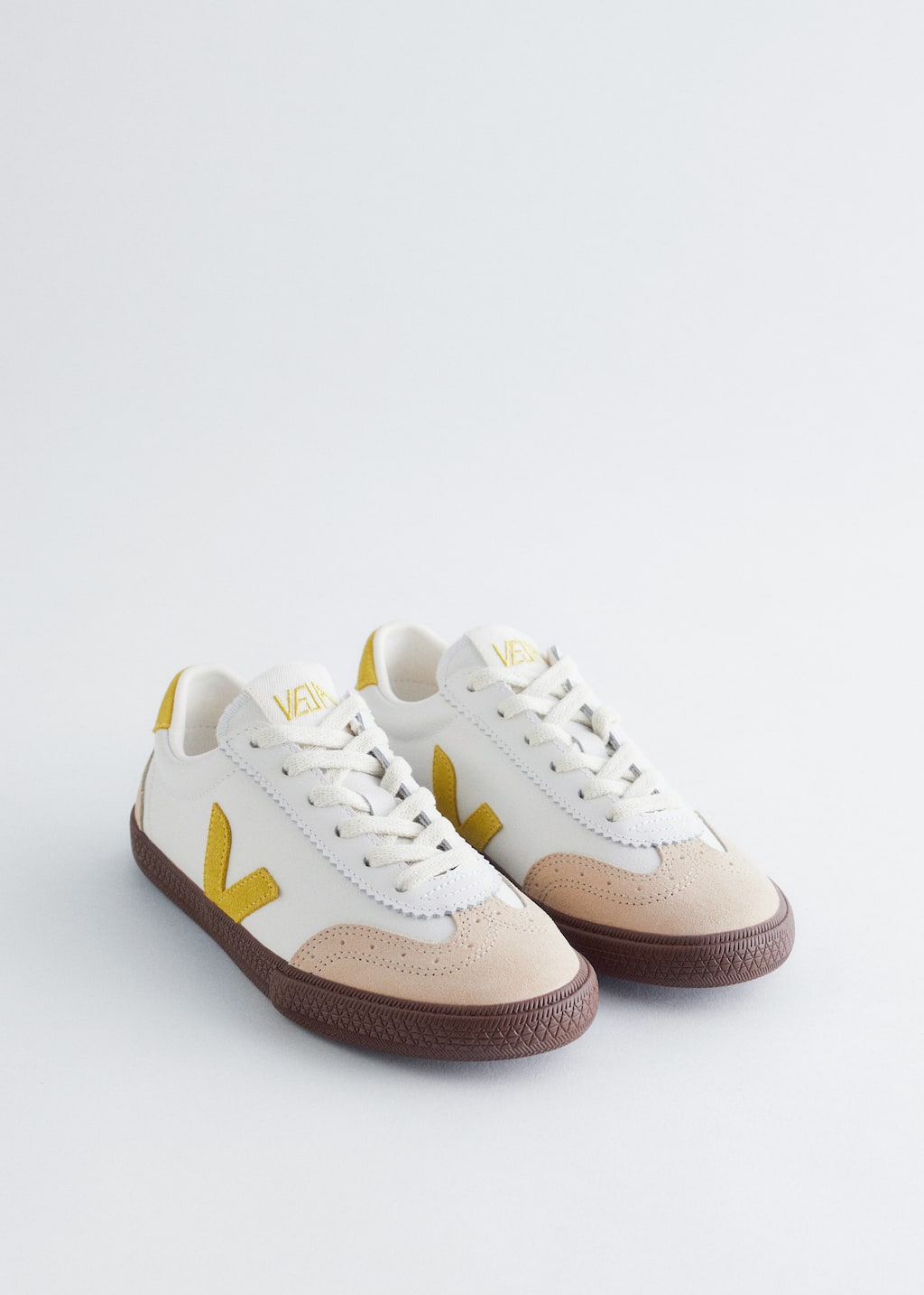 Image of Veja Volley Trainers