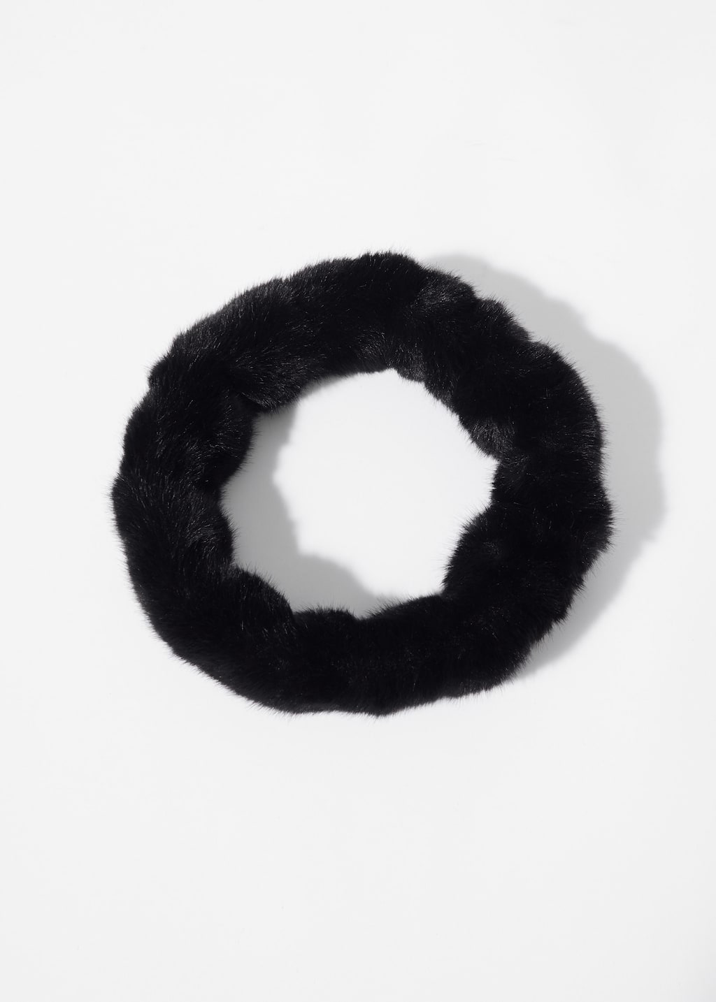 Faux Fur Headband - {{variantName}} - Descriptive Detail