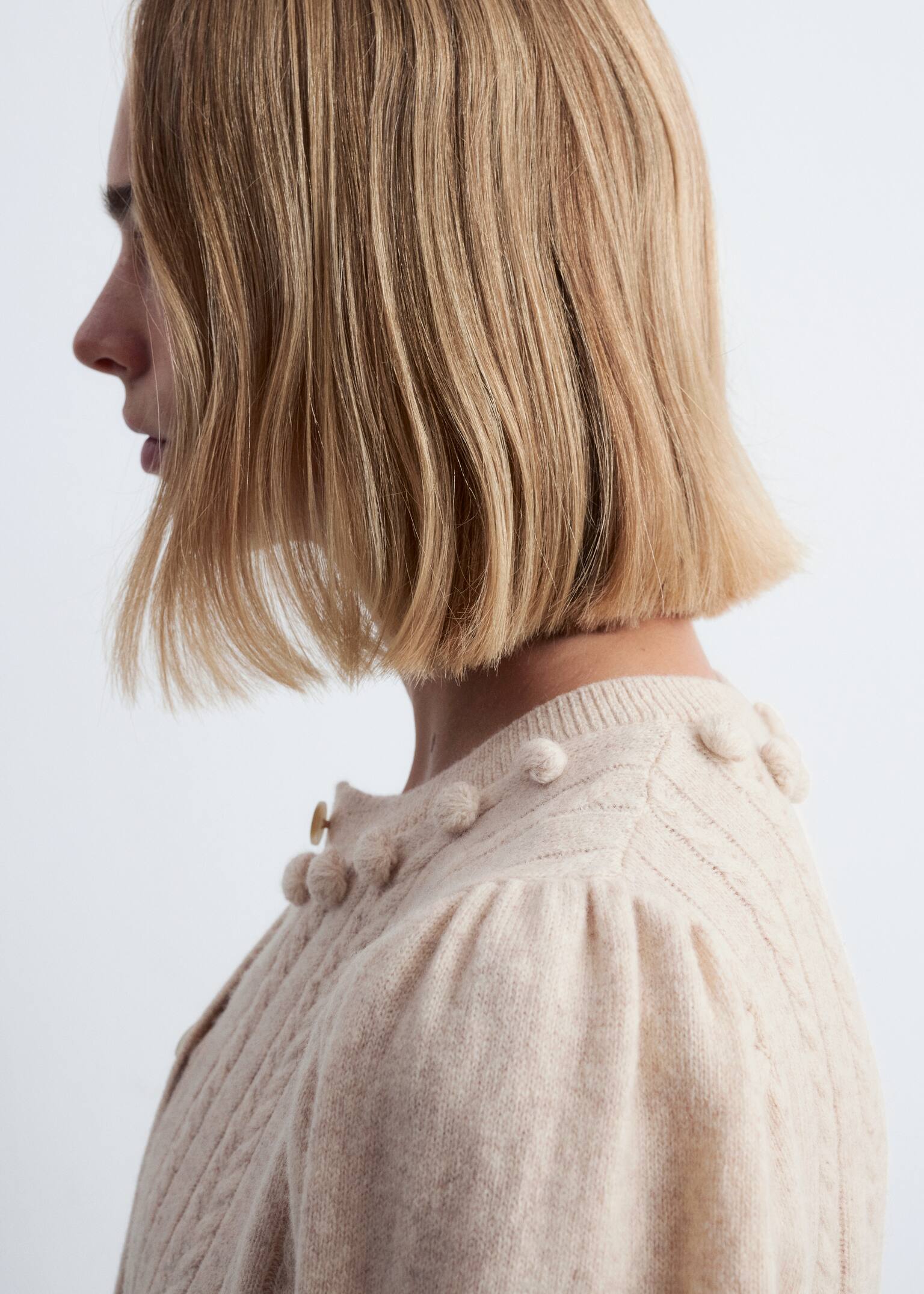 Strickjacke aus Wolle mit Zopfmuster - Beige/Dunkelgrau - 7