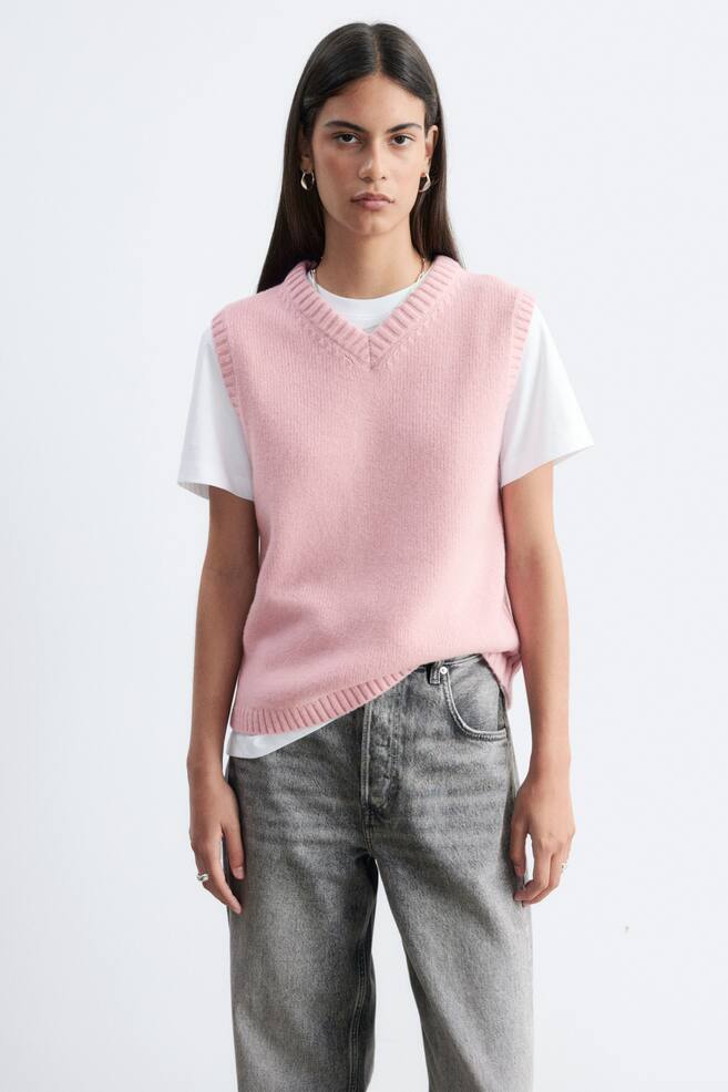 Wool-Cotton Knitted Vest - Pink/Black - 1