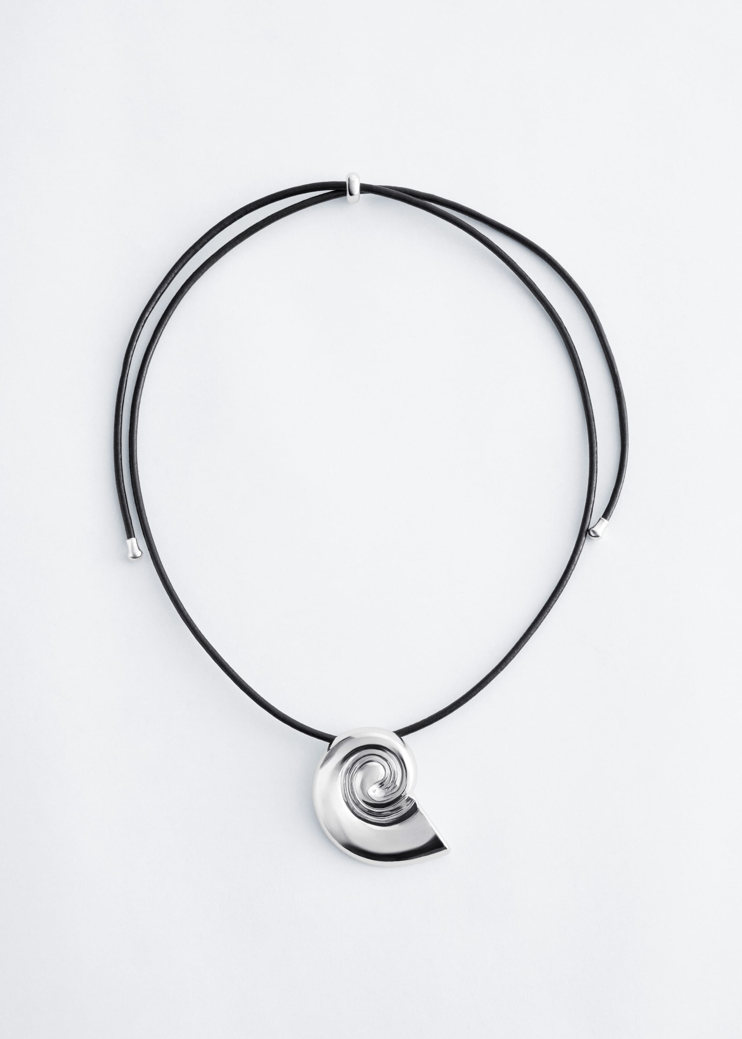 Shell Pendant Cord Necklace - Silver - Still Life