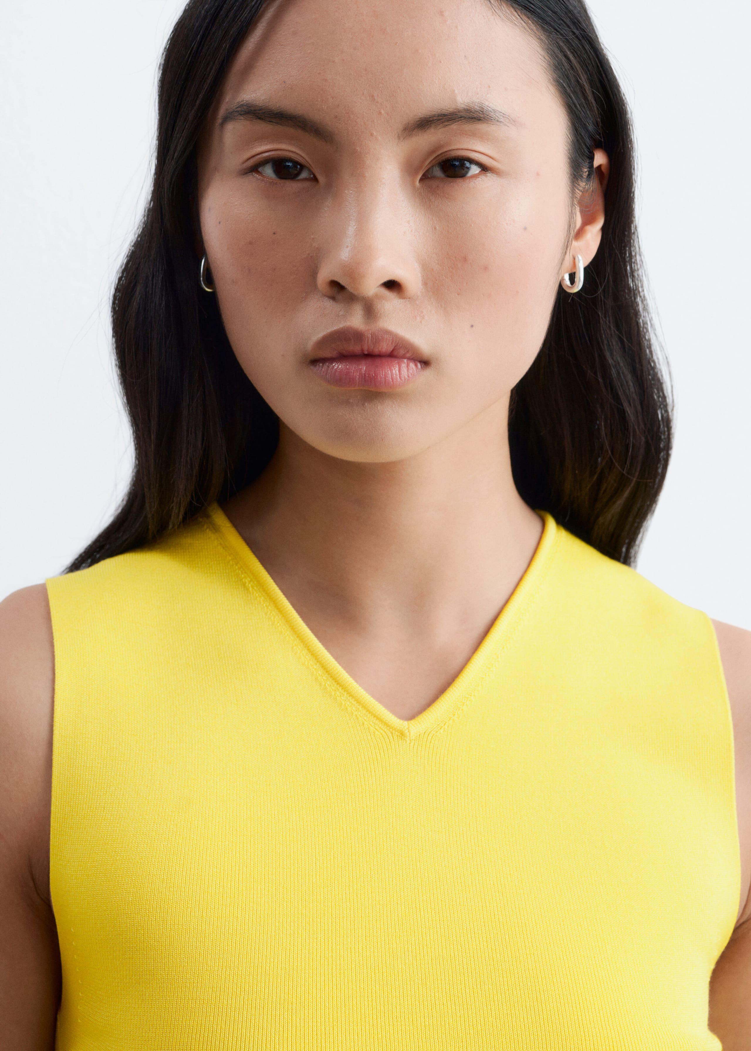 Sleeveless V-Neck Knitted Top - Black - Lookbook