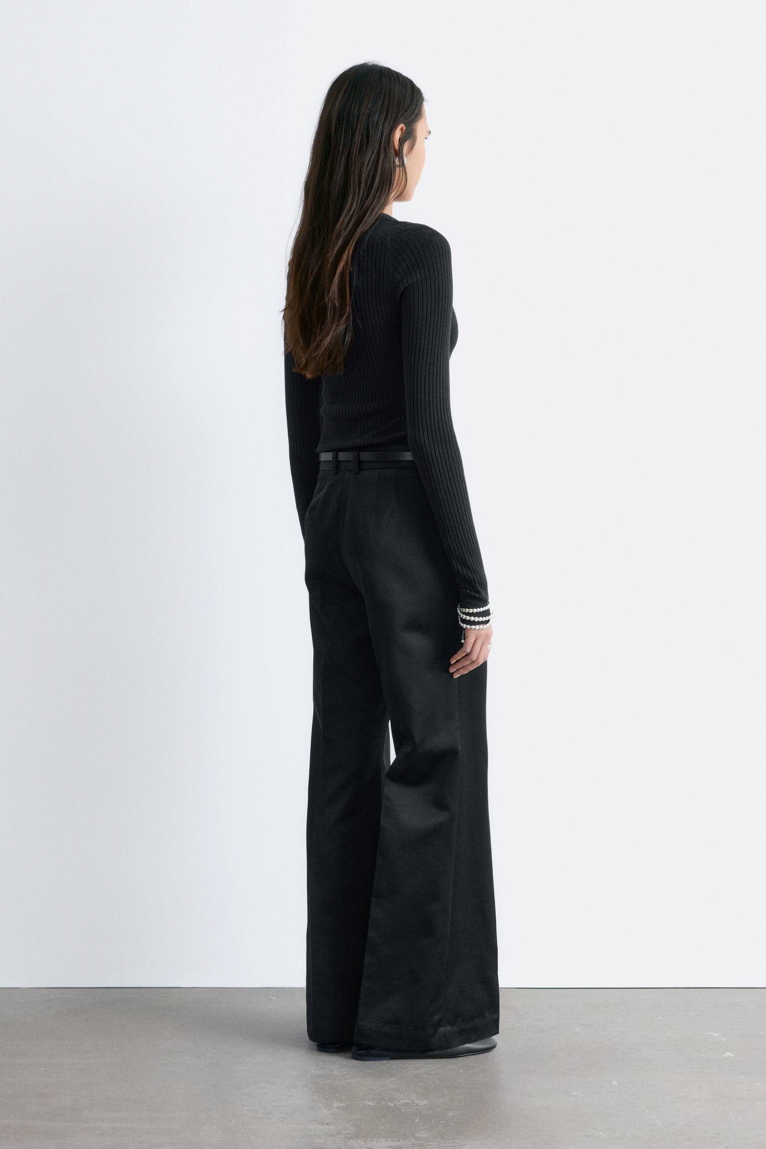 Pantalon évasé à plis marqués - Noir/Beige - 6