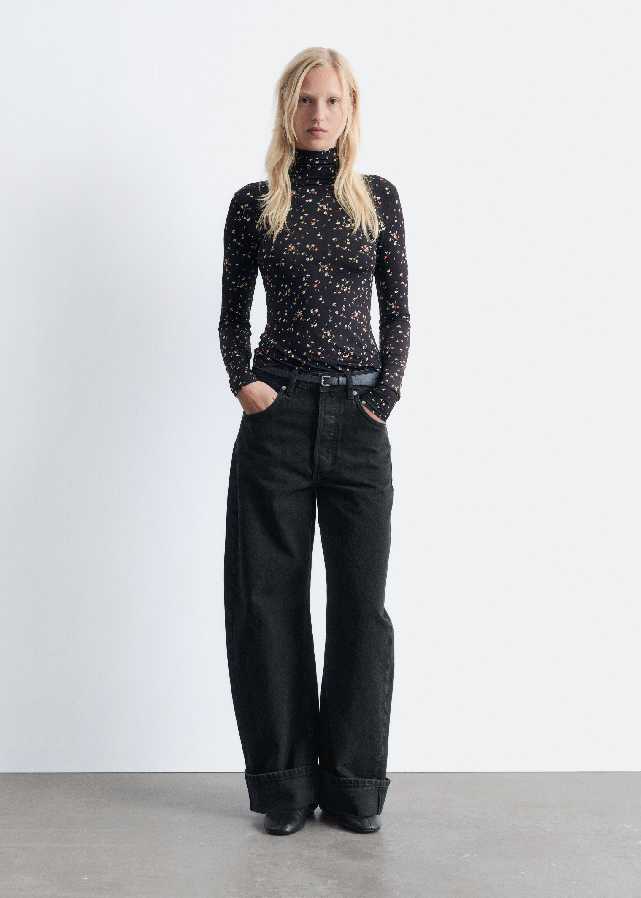 View larger image: Slim Fit Turtleneck Top - Black/Red Florals - Ladies | H&M GB 3