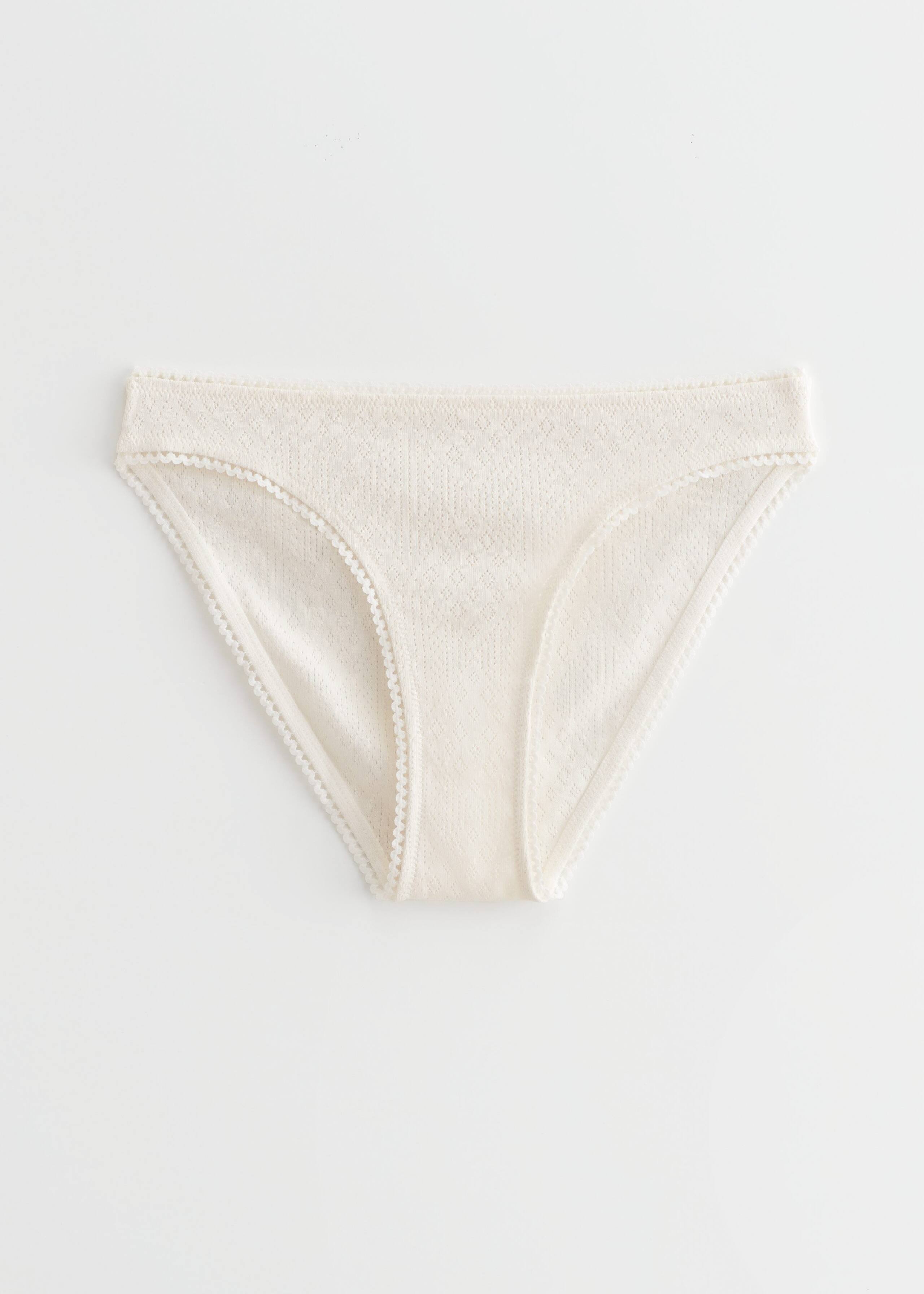 Scalloped Briefs - White - Natura morta