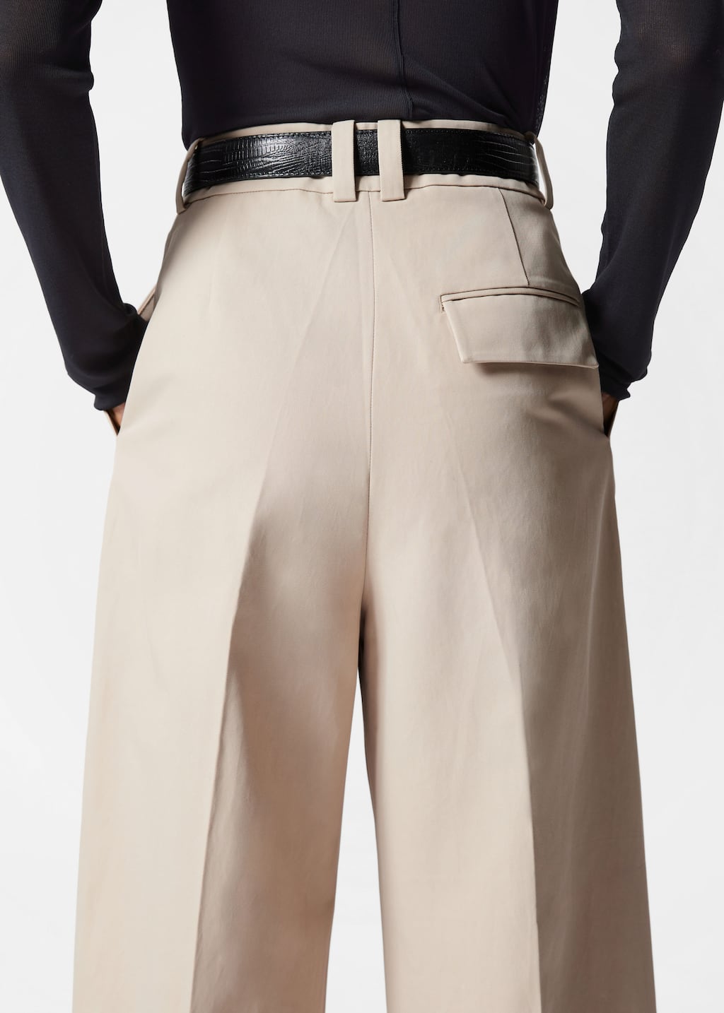 Press-Crease Trousers - Beige - Lookbook