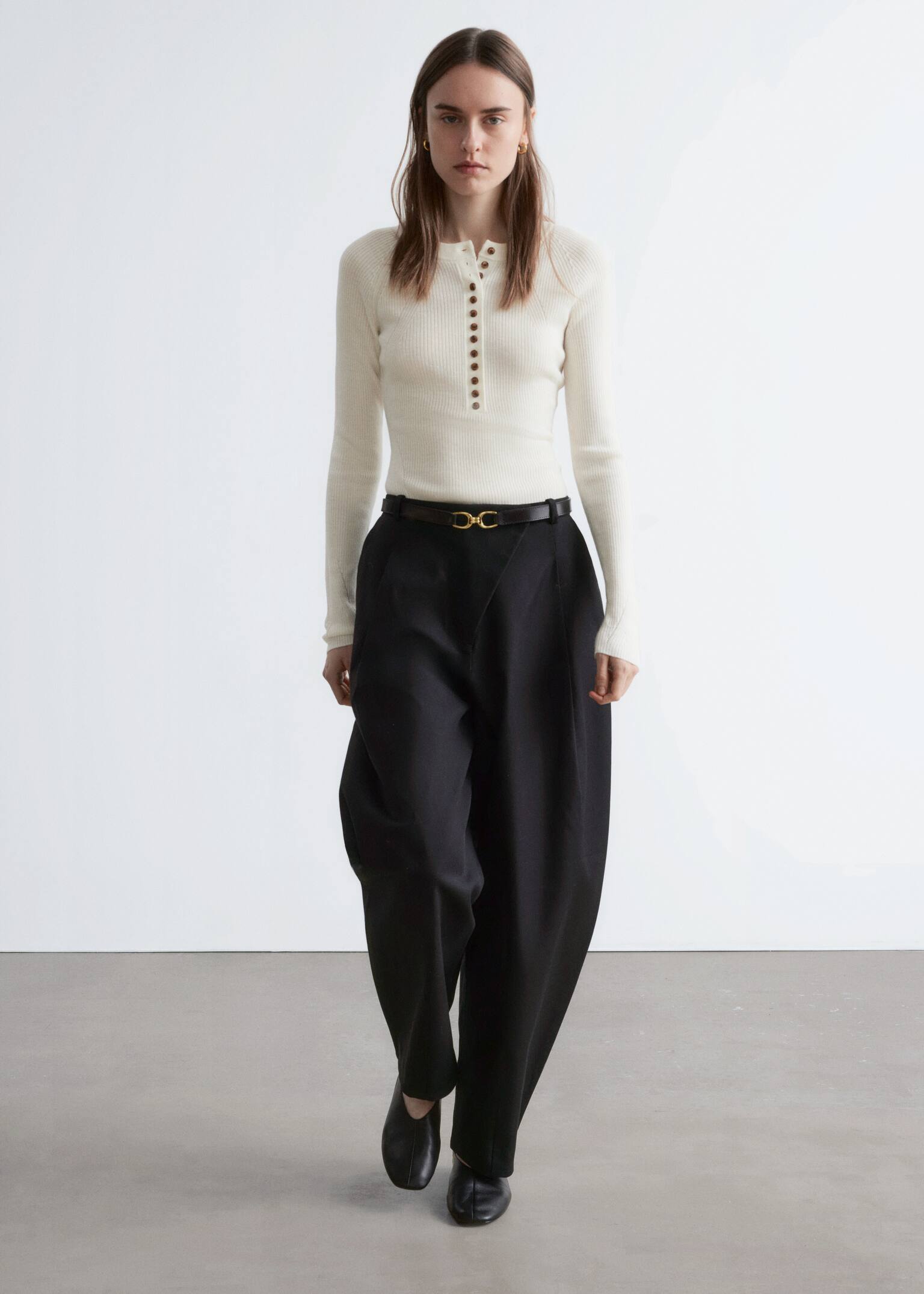 Полуплакетен вълнен топ - Кремаво - 6