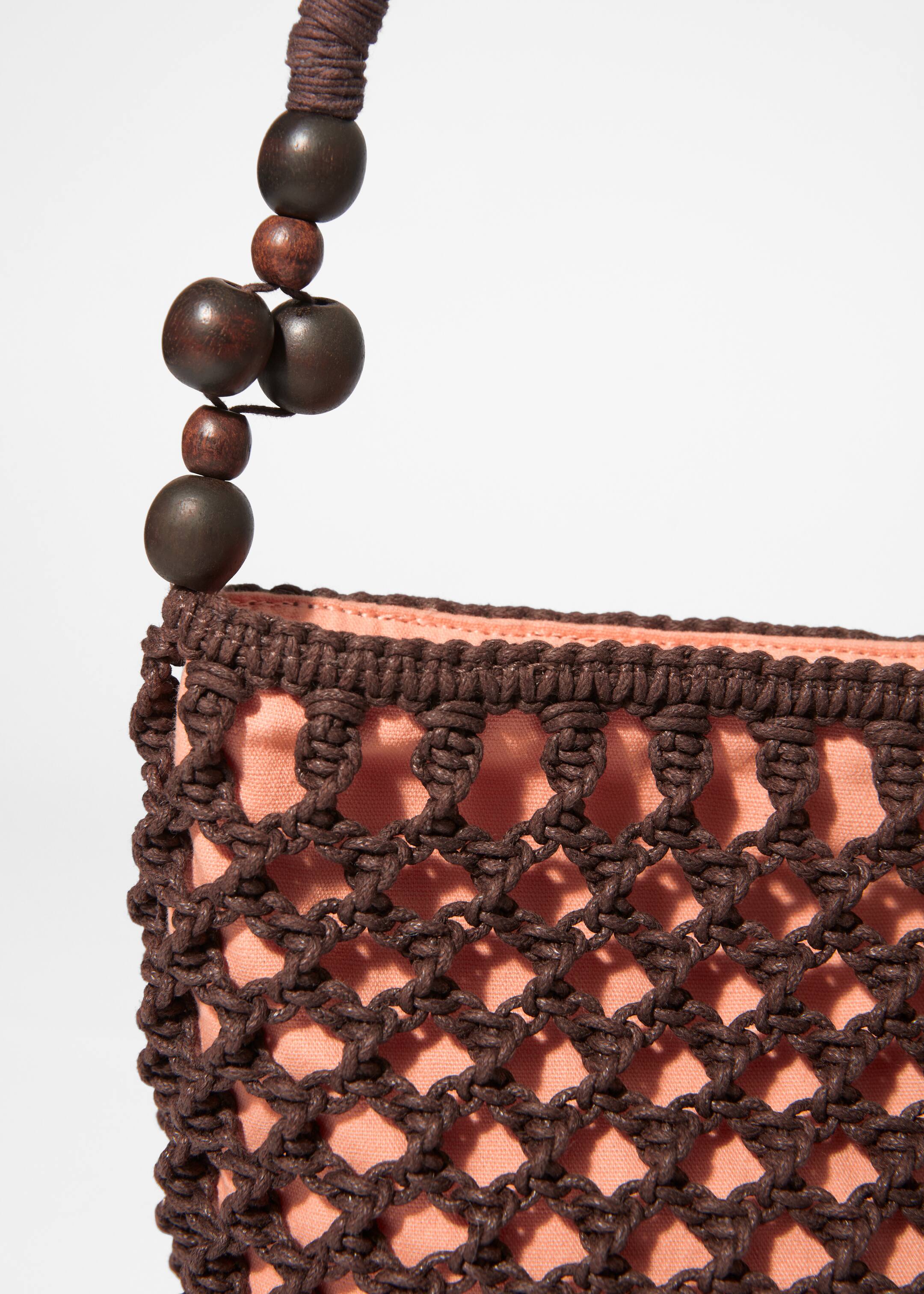 Ver imagen más grande: Bolso cubo de ganchillo con cuentas - Marrón oscuro - MUJER | H&M ES 5