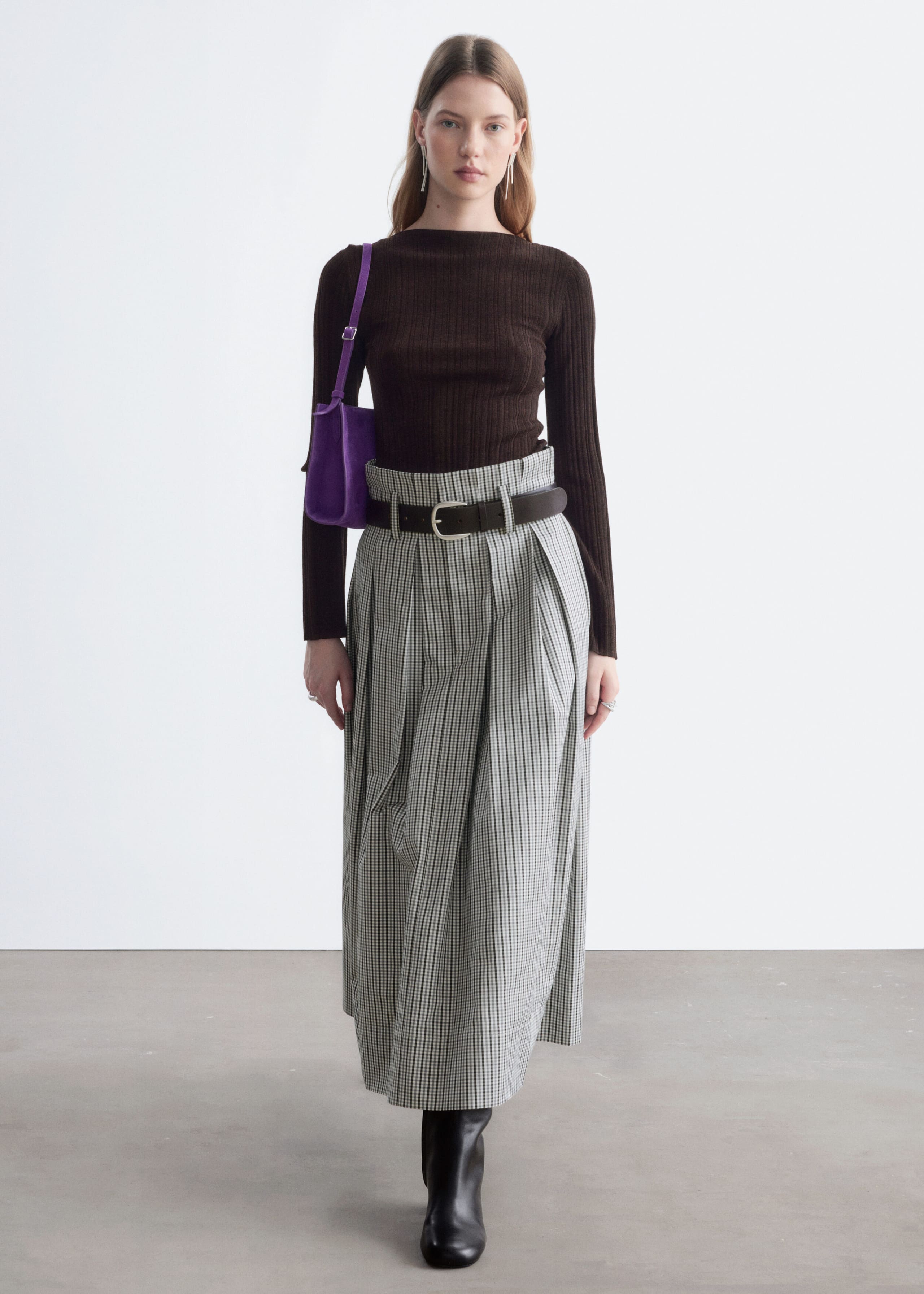 Geplooide midirok - Grijs/gestreept - Lookbook