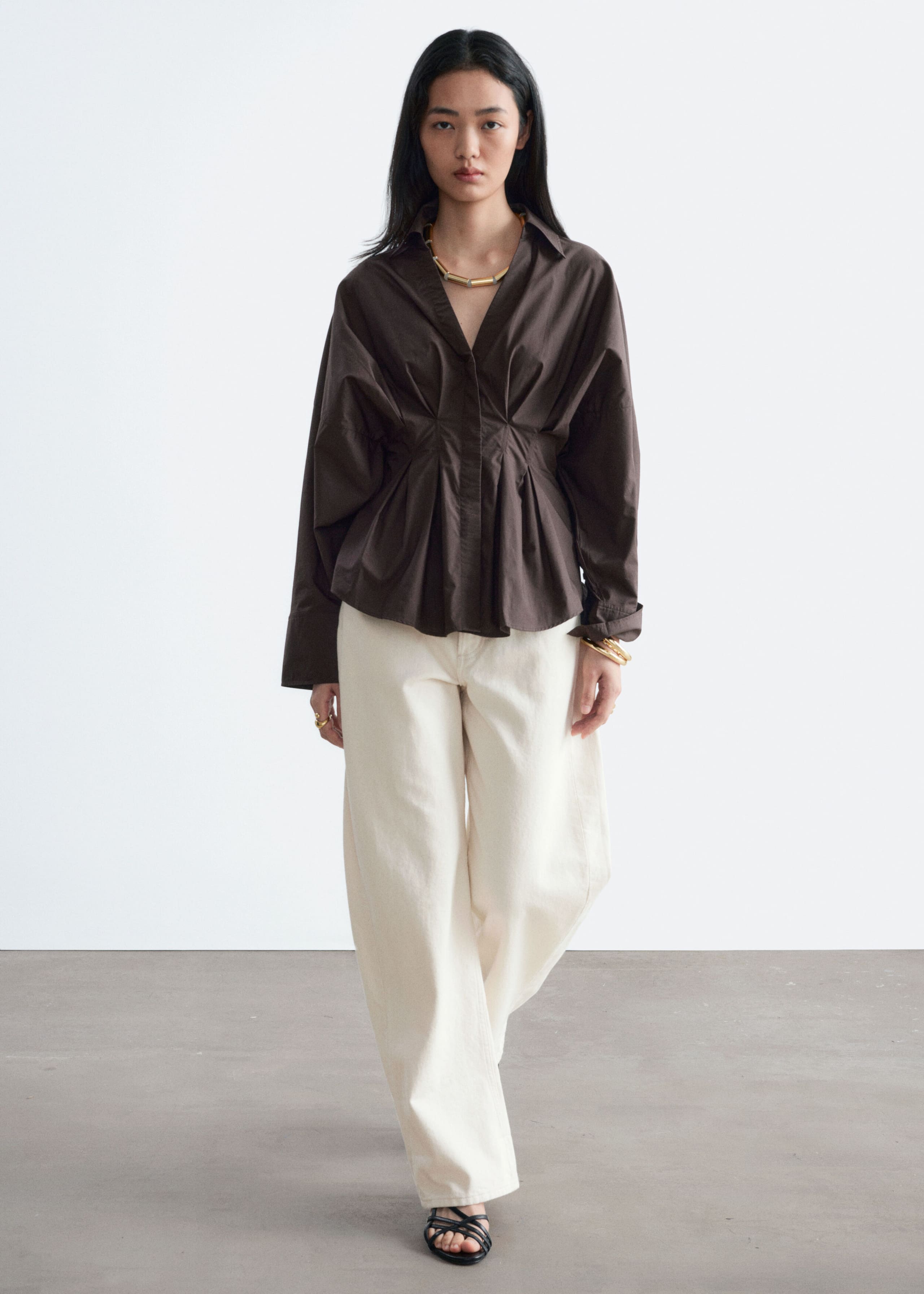 Fitted-Waist Cotton Shirt - Dark Brown - Lookbook