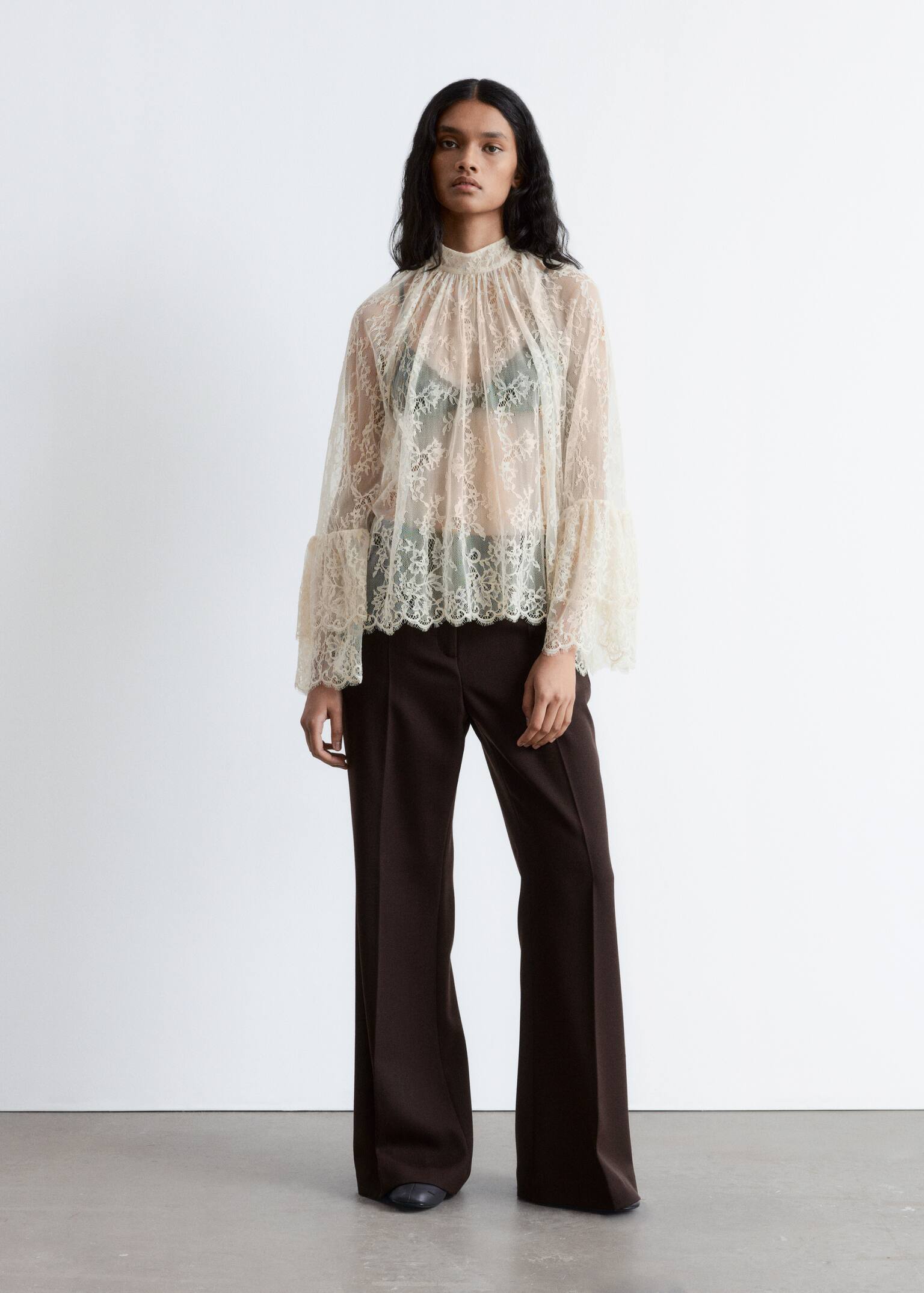 Blouse en dentelle volantée - Couleur crème/Marron foncé - 5