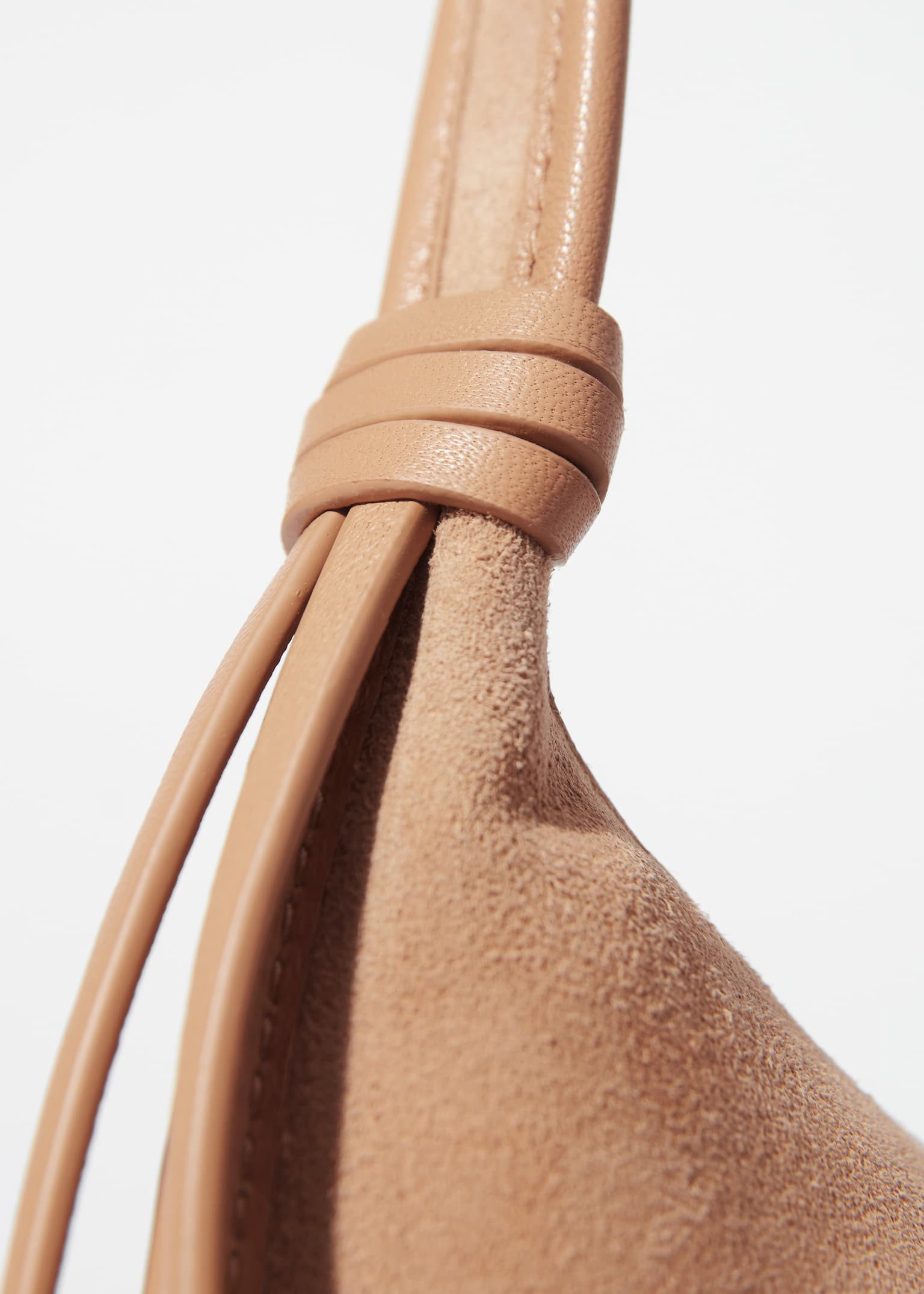 Schultertasche aus Veloursleder mit Fransen - Hellbeige/Braun/Schwarz - 4