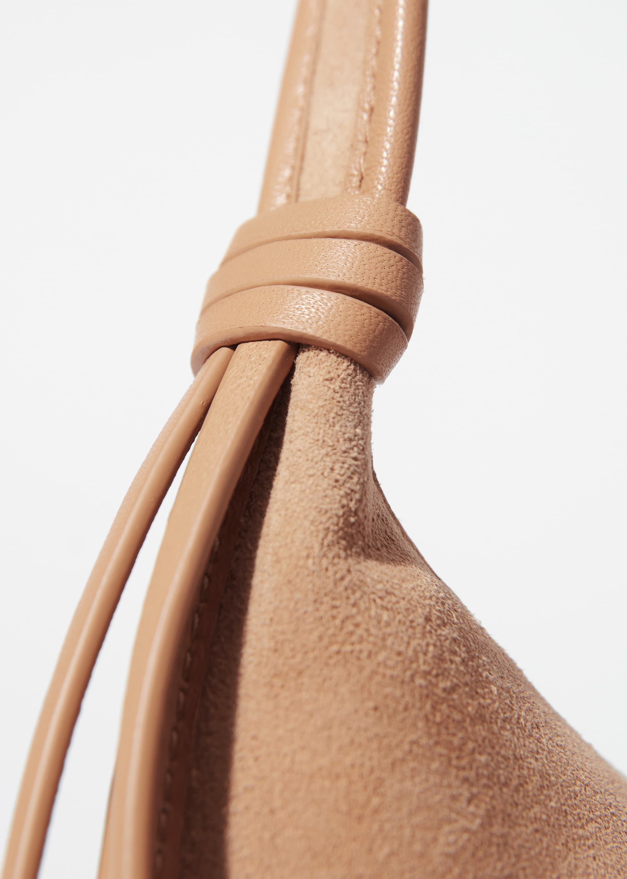 Visualizza immagine più grande: Borsa a spalla in pelle scamosciata con frange - Beige chiaro - DONNA | H&M IT 4