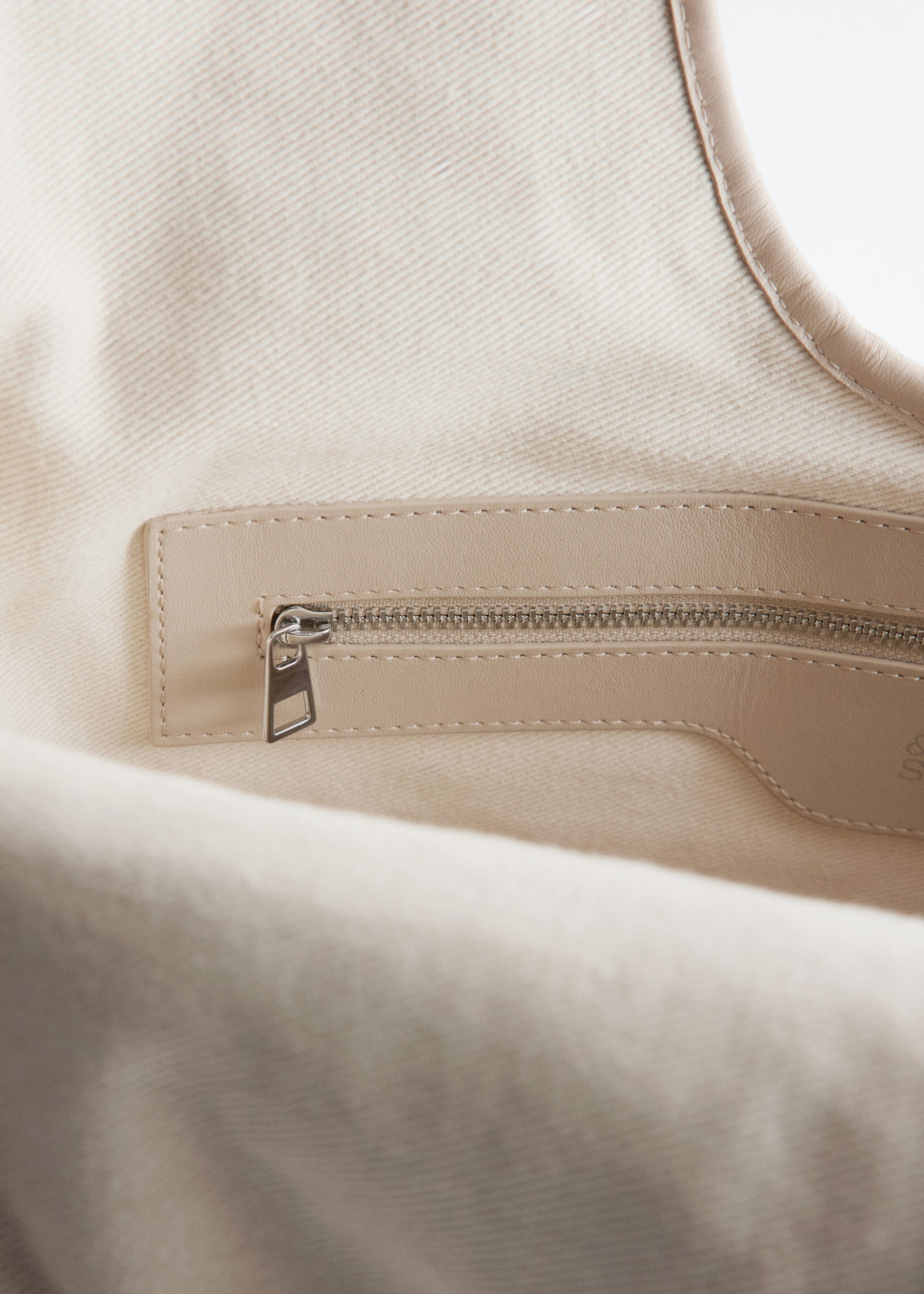 Tragetasche aus geflochtenem Leder - Hellbeige - Stillleben