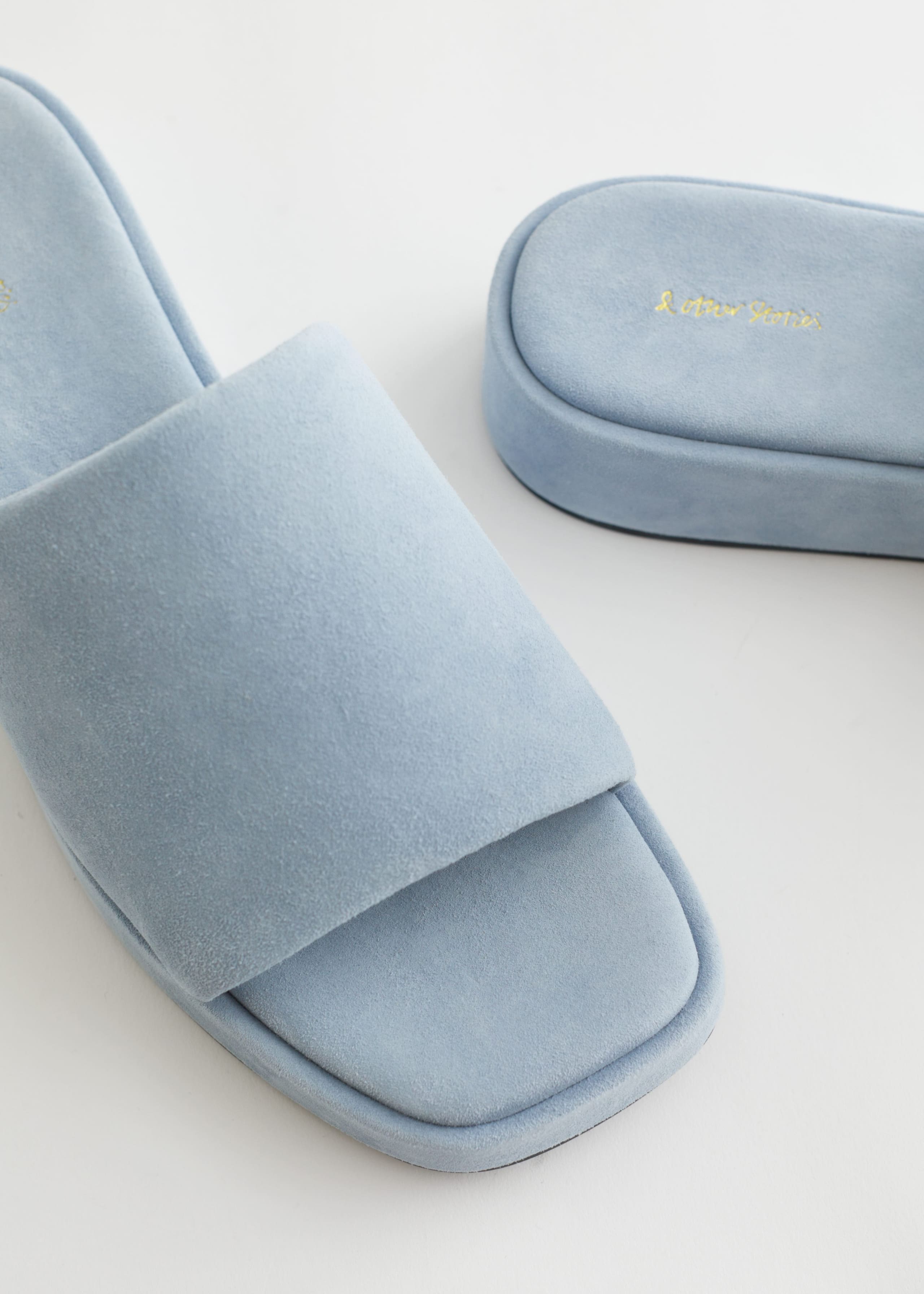 Leather Platform Sandals - {{variantName}} - Detalle descriptivo