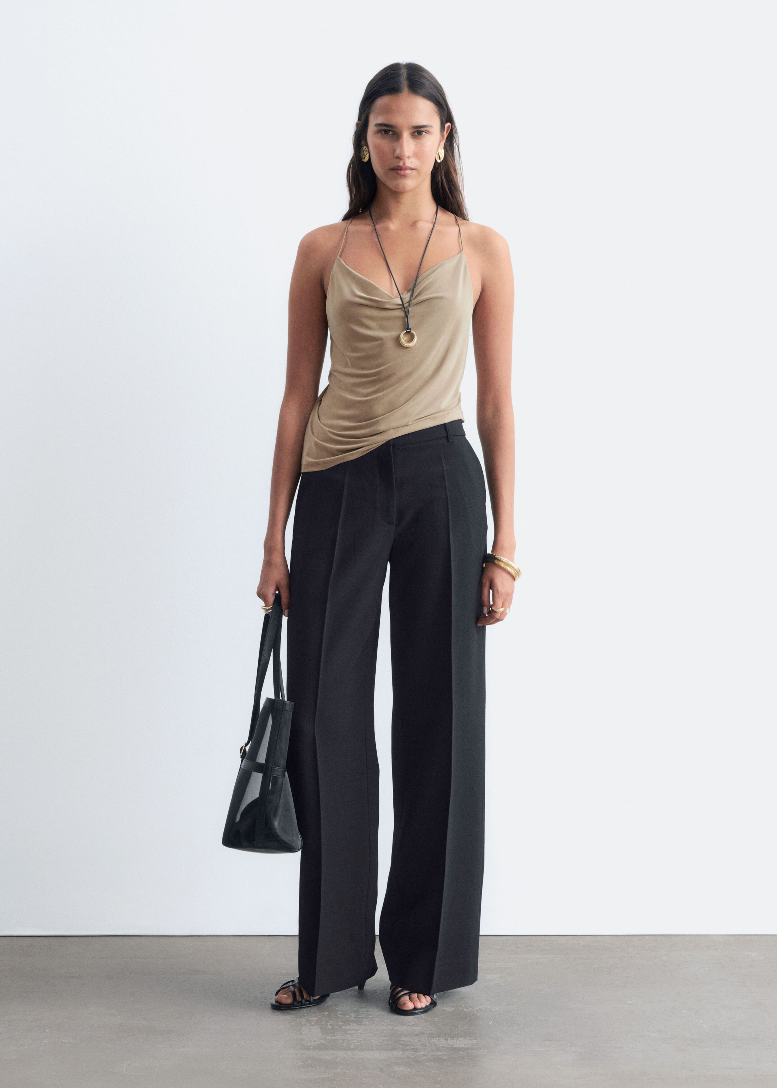 Loose-Fit Tailored Trousers - Black - Lookbook