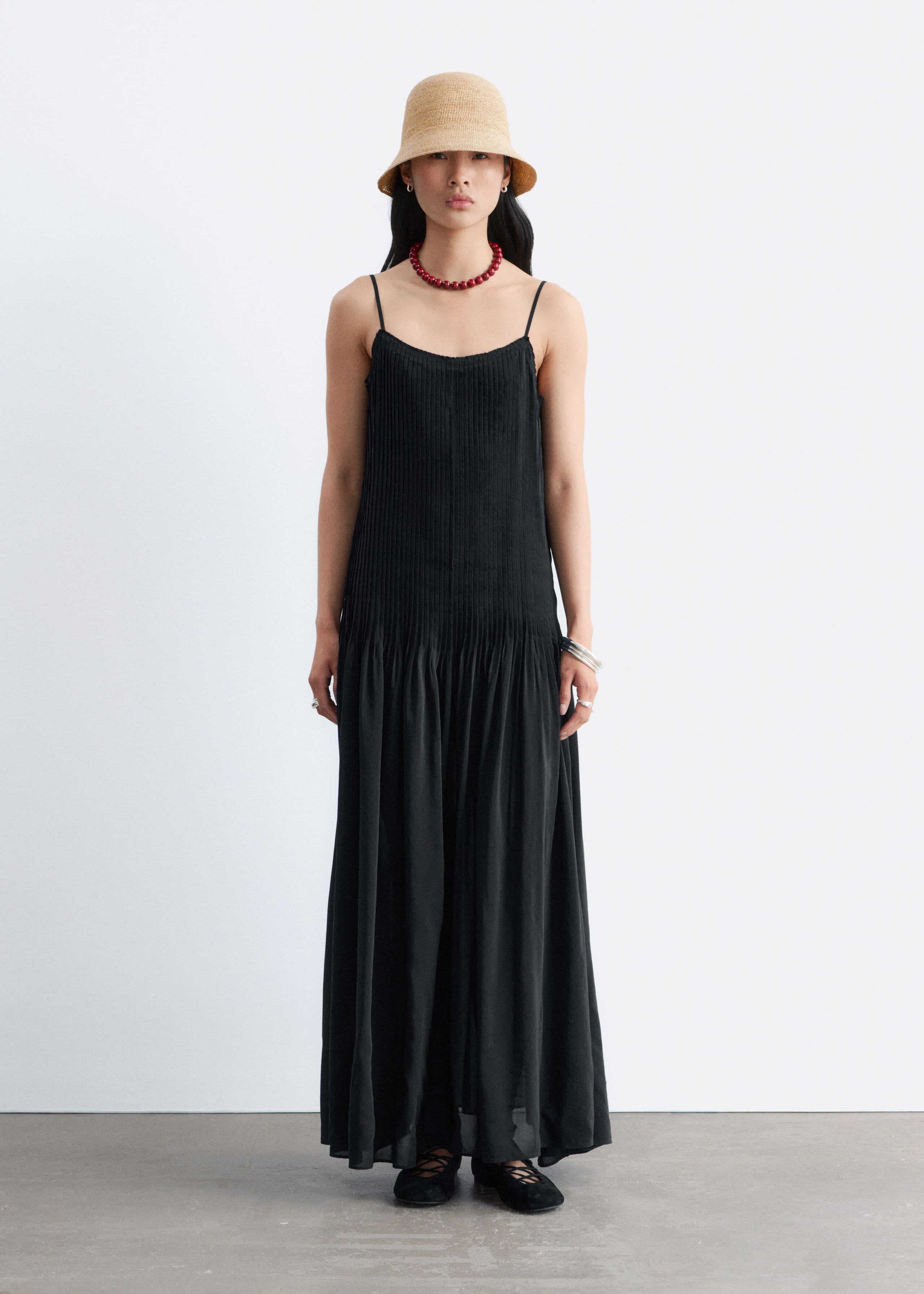 Image of Robe longue à corsage plissé