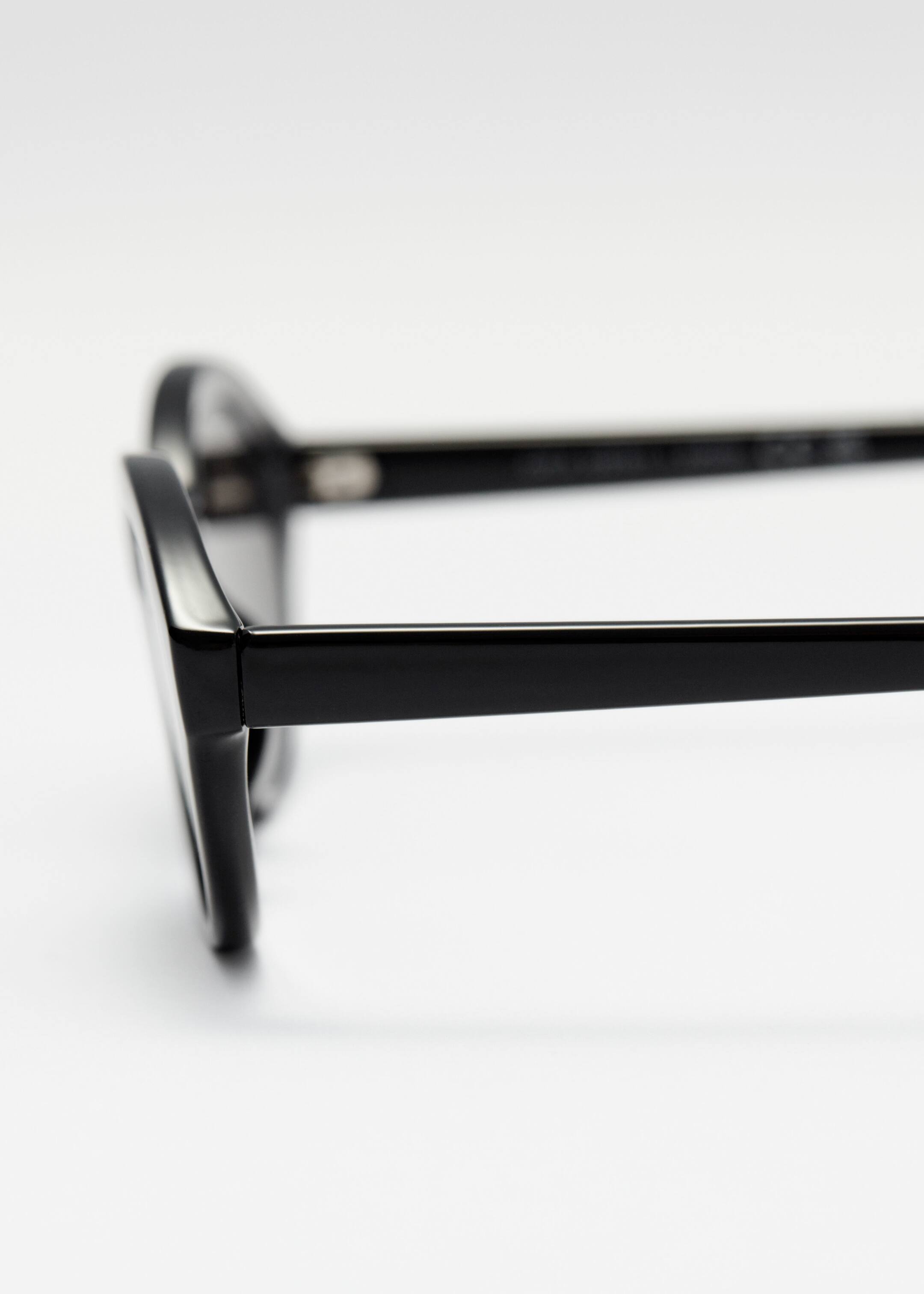 Zobrazit větší obrázek: Sluneční brýle s oválnými obroučkami - Černá - ŽENY | H&M CZ 2